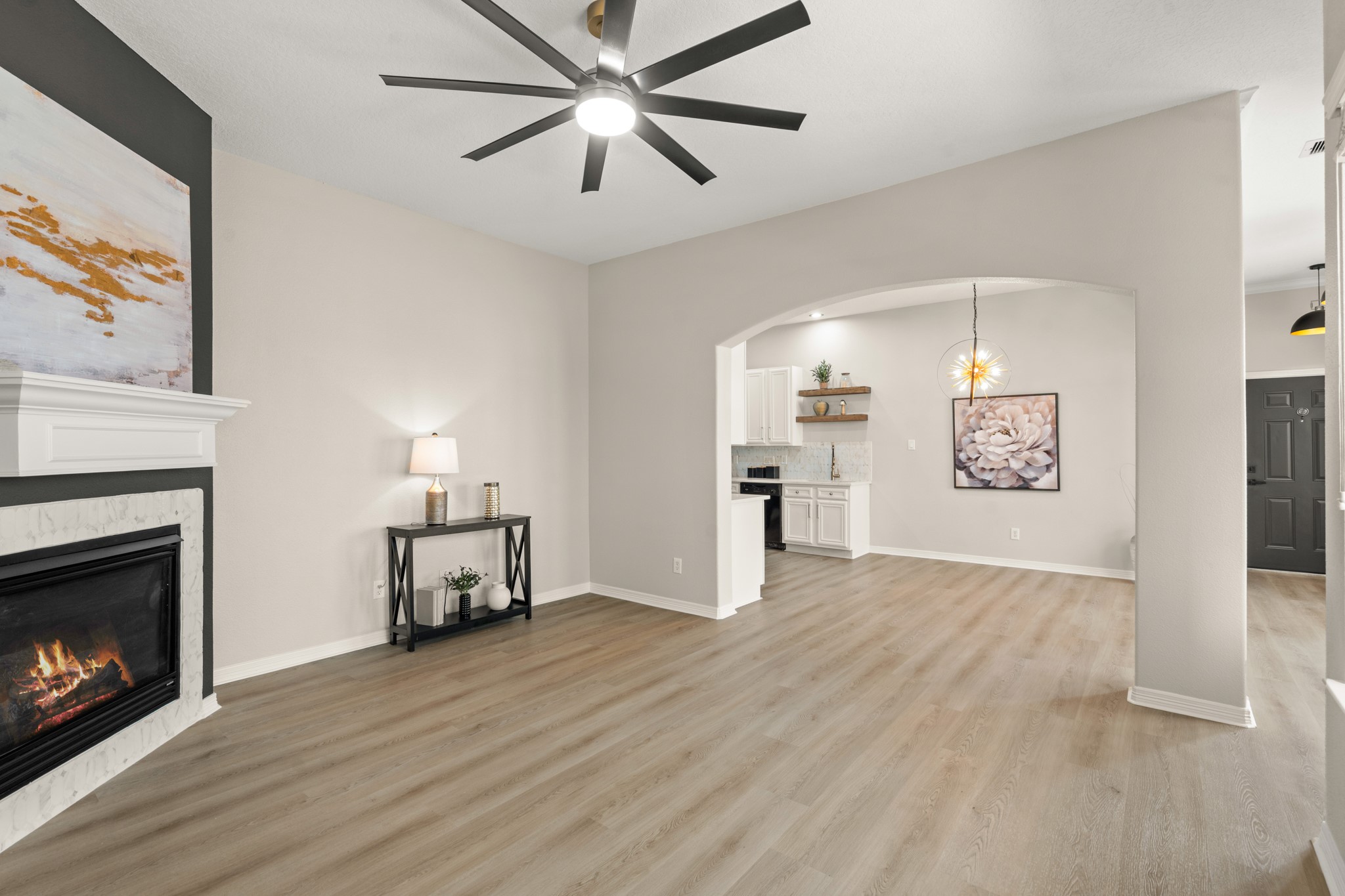 917 Sweet Pine Drive Property Photo 11