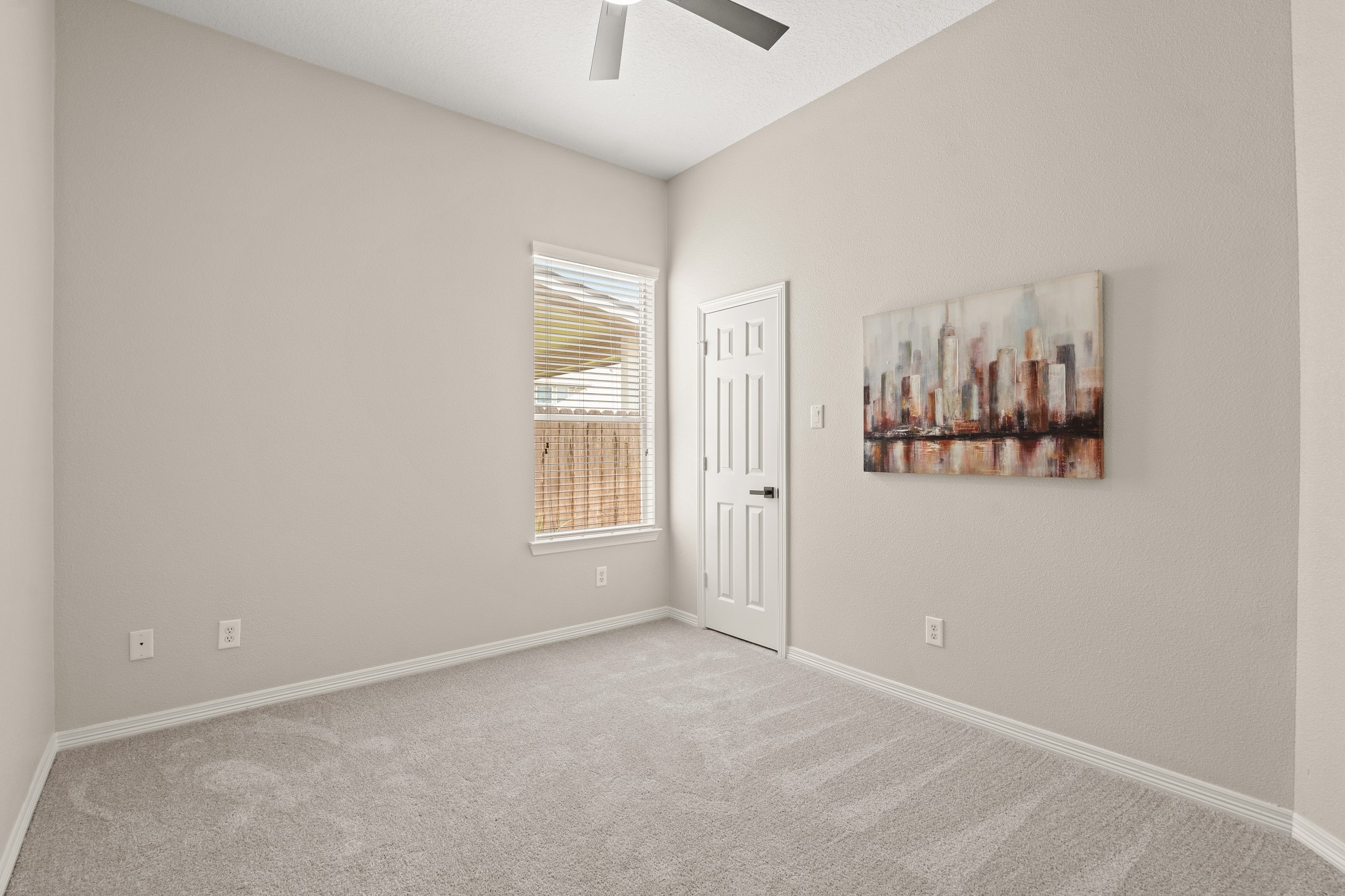 917 Sweet Pine Drive Property Photo 22