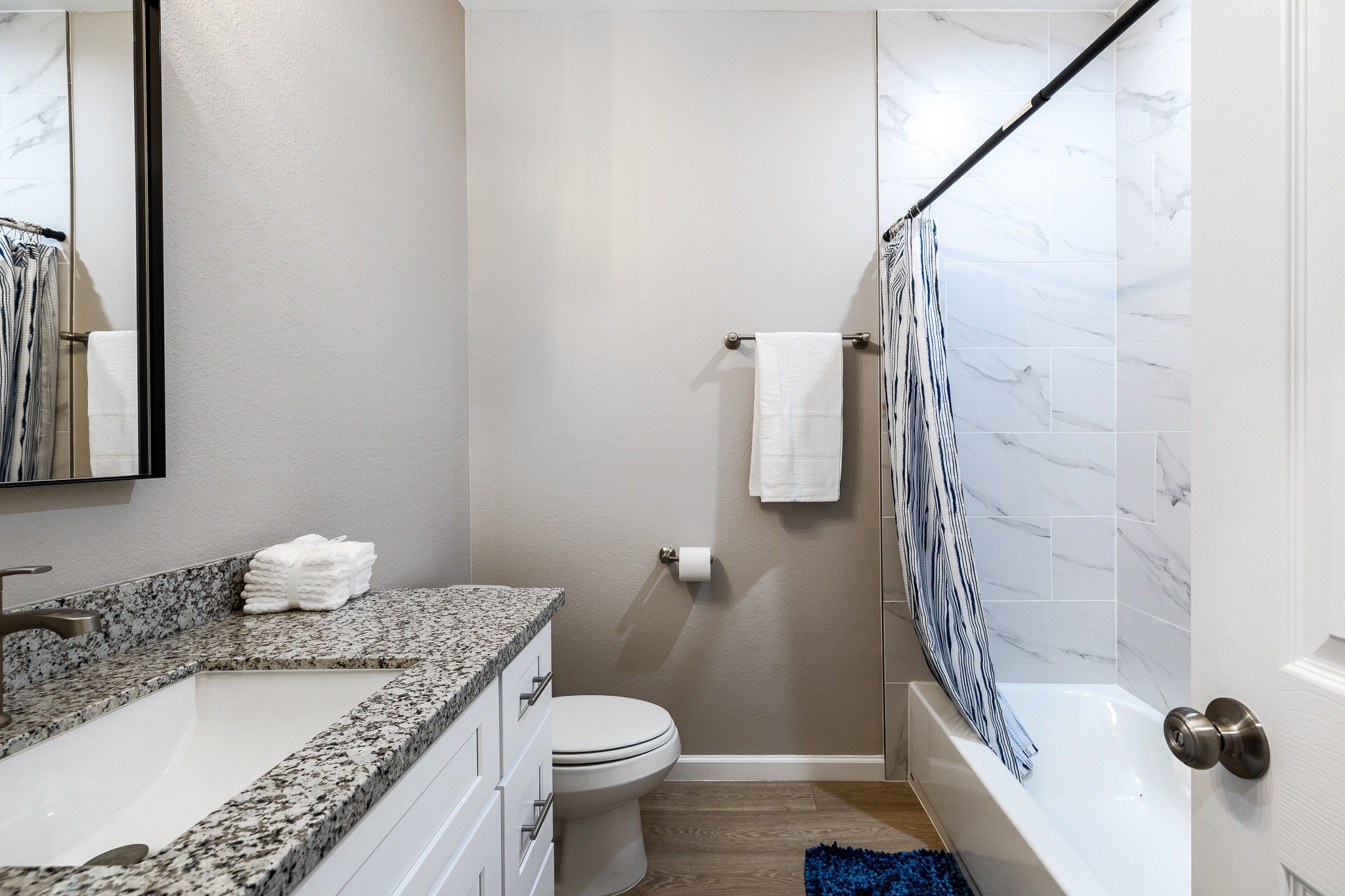 4661 Clover Street A Property Photo 14