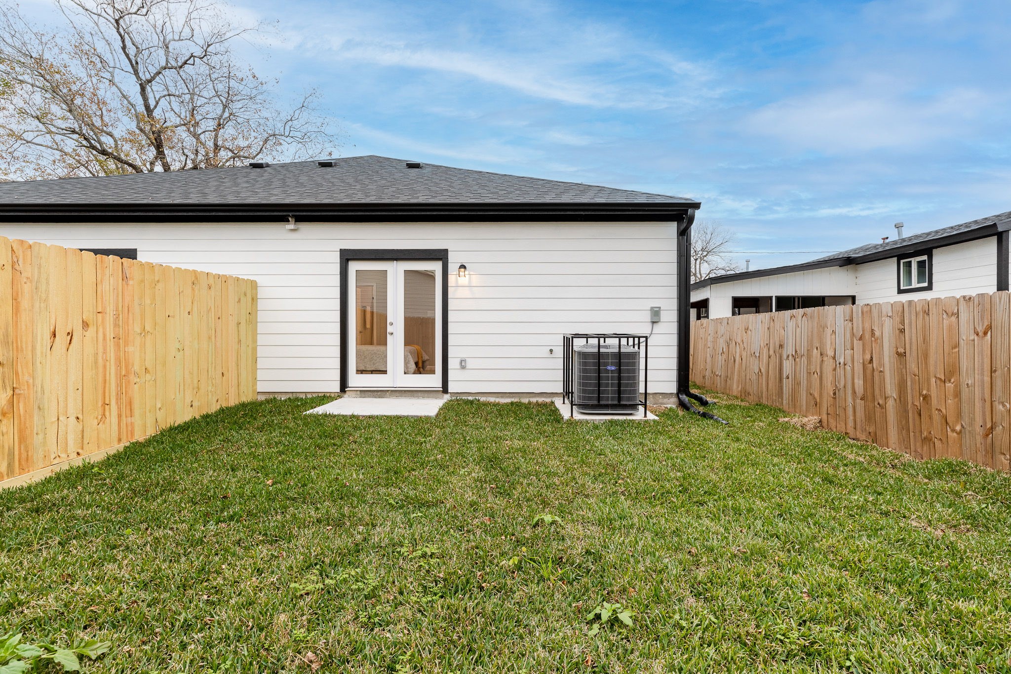4661 Clover Street A Property Photo 25