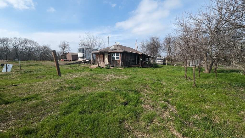 3902 Idleway Property Photo