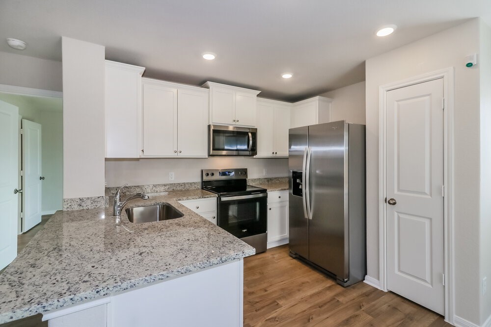 7542 Tipton Meadow Way Property Photo 6