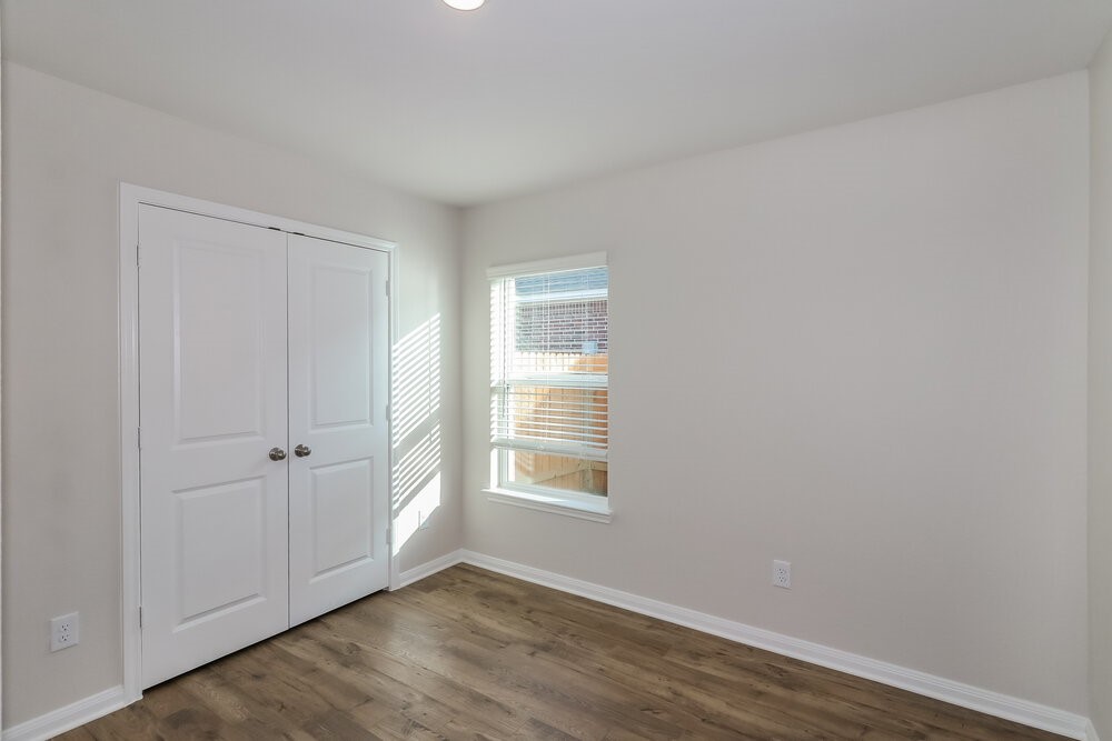 7542 Tipton Meadow Way Property Photo 12