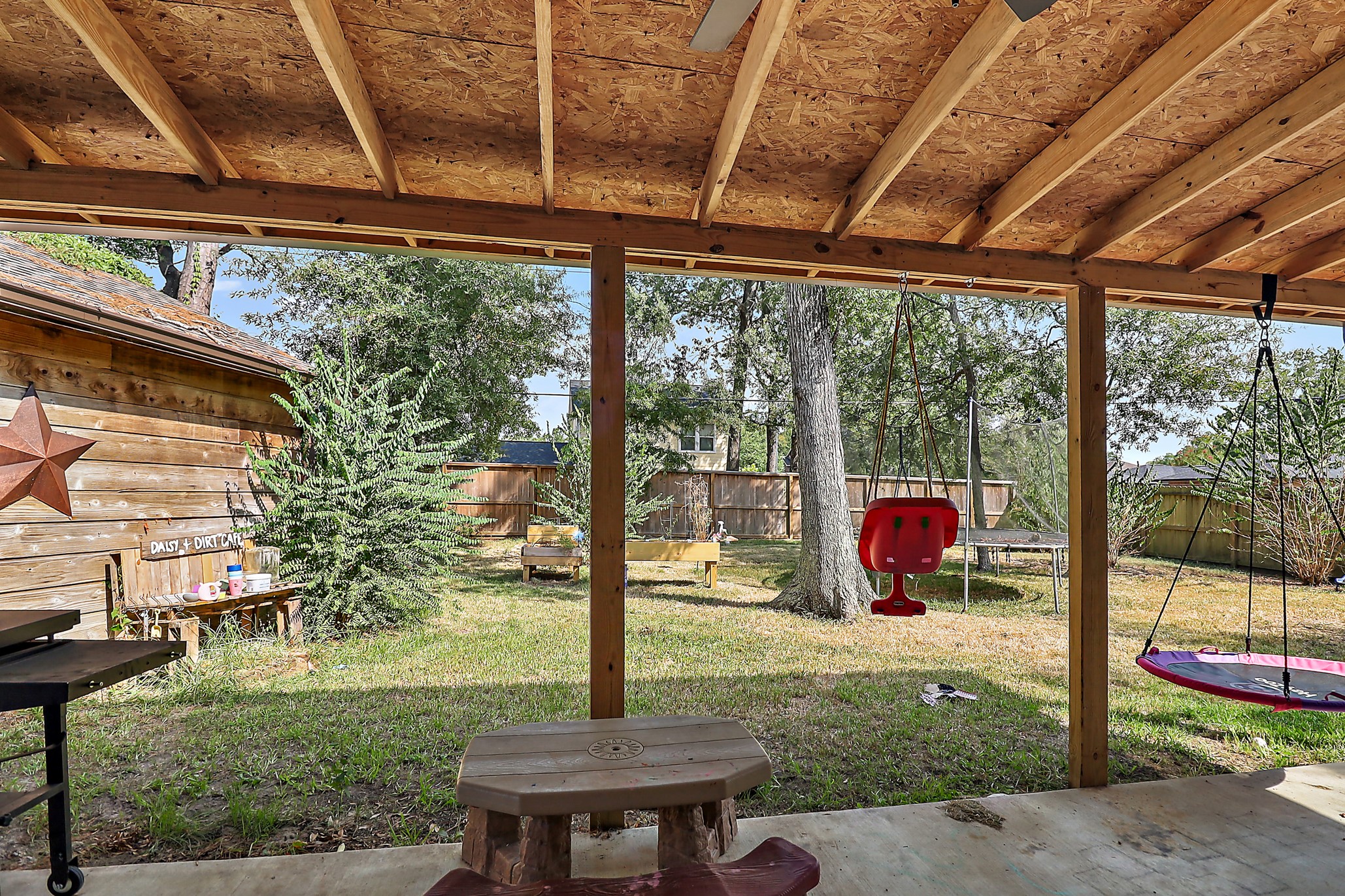 17502 Port O Call Street Property Photo 34