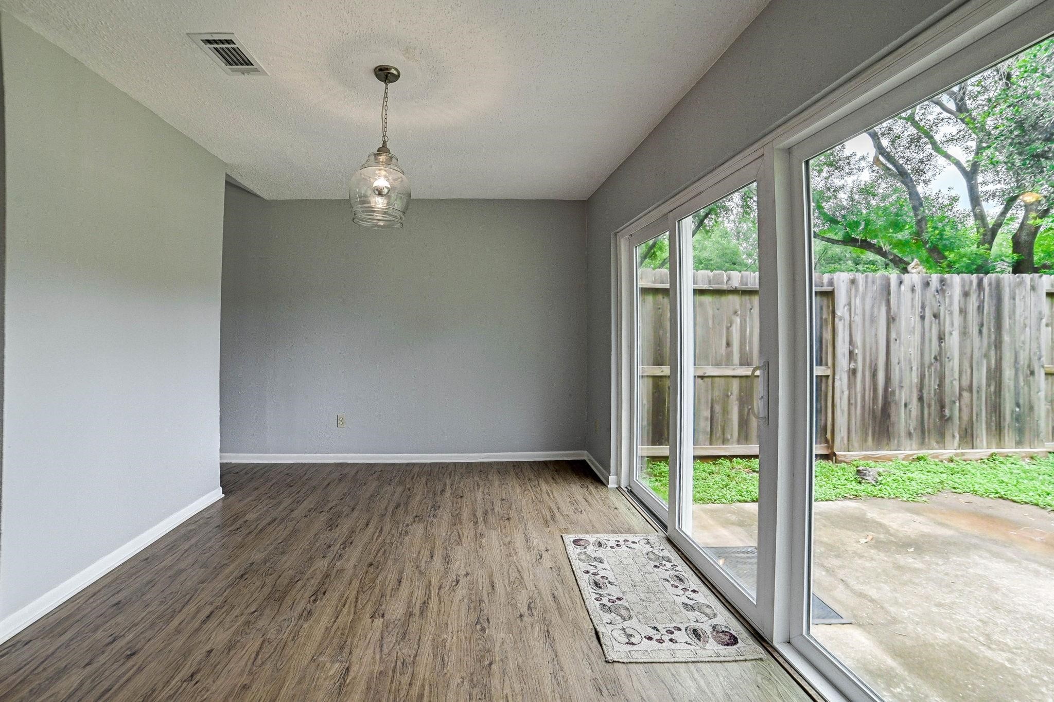 2615 Lively Lane Property Photo 15