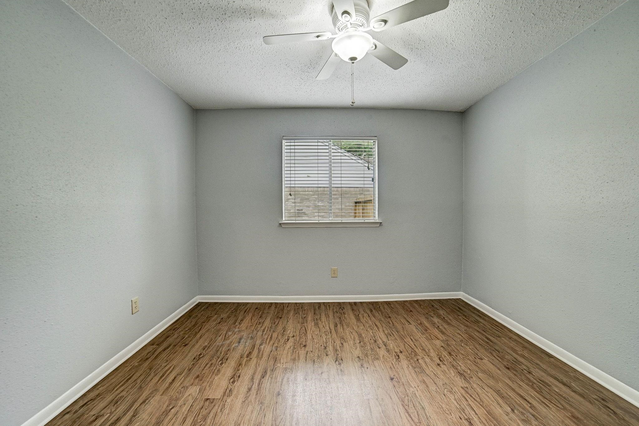 2615 Lively Lane Property Photo 21