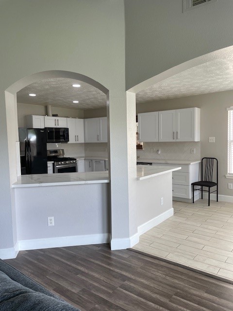 8219 Sonesta Point Lane Property Photo 9