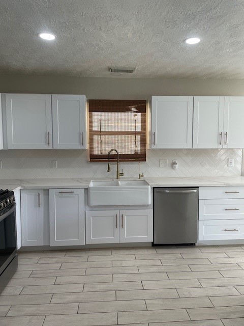 8219 Sonesta Point Lane Property Photo 12