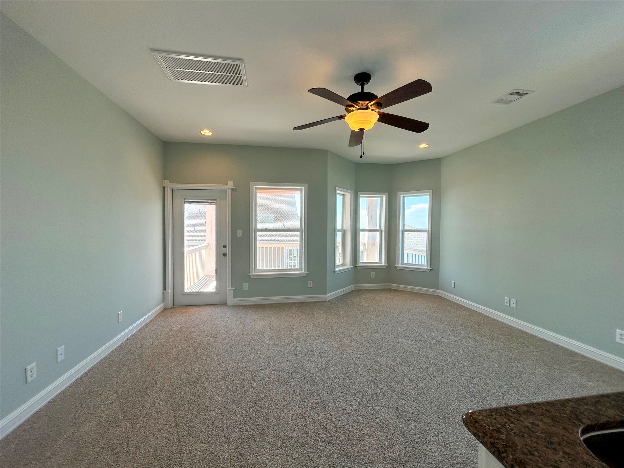2634 Whitecap Property Photo 9