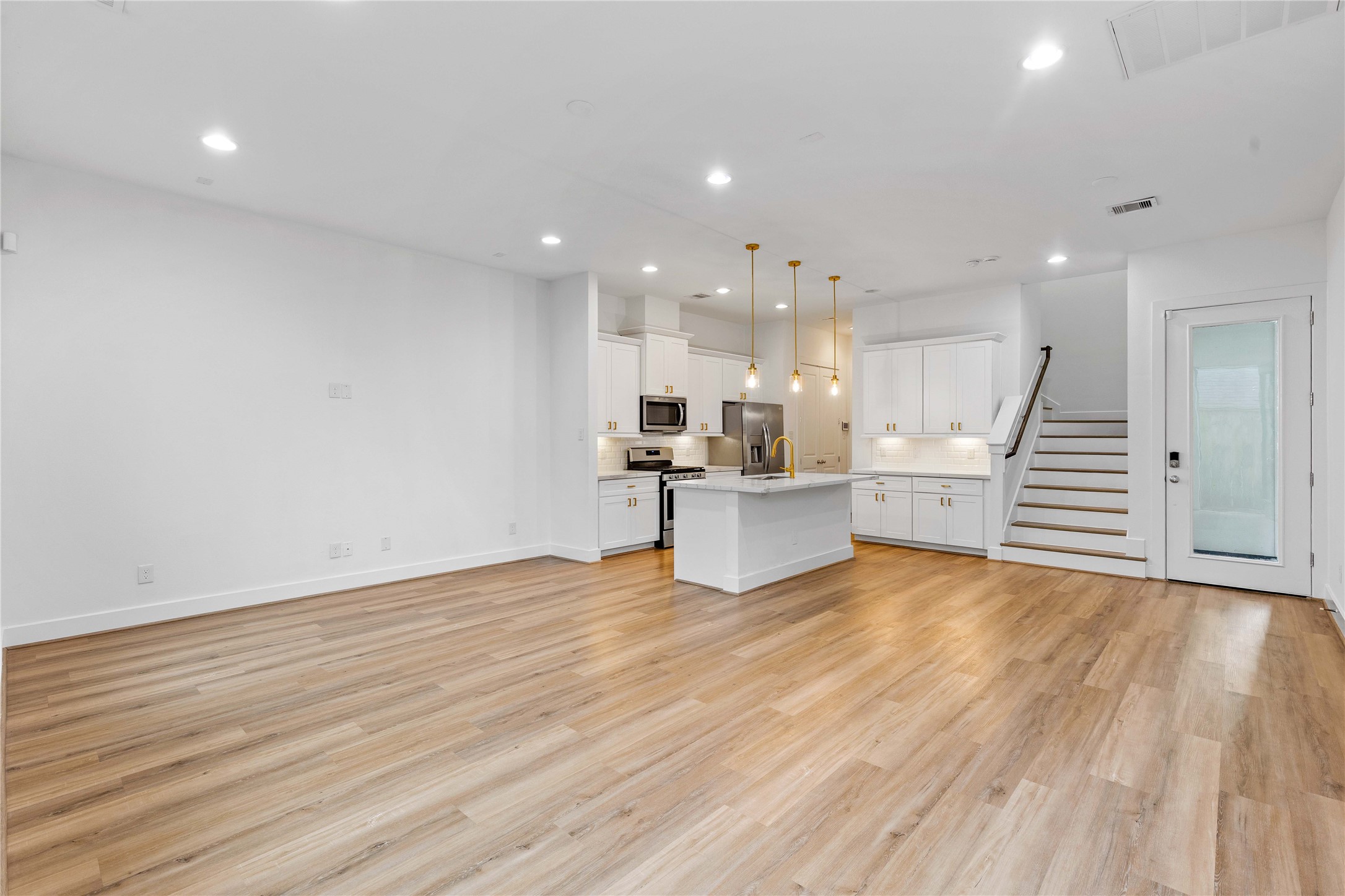 4861 Rich Oak Drive Property Photo 4