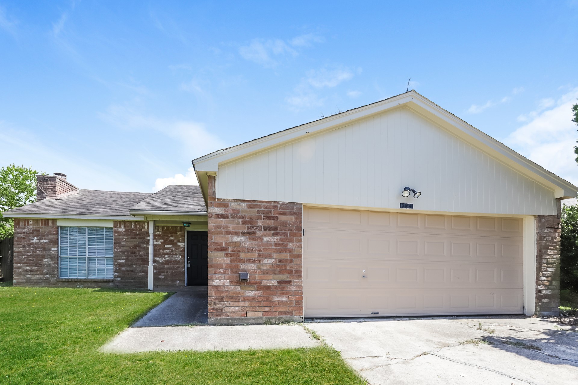 13361 Lake Breeze Lane Property Photo 1
