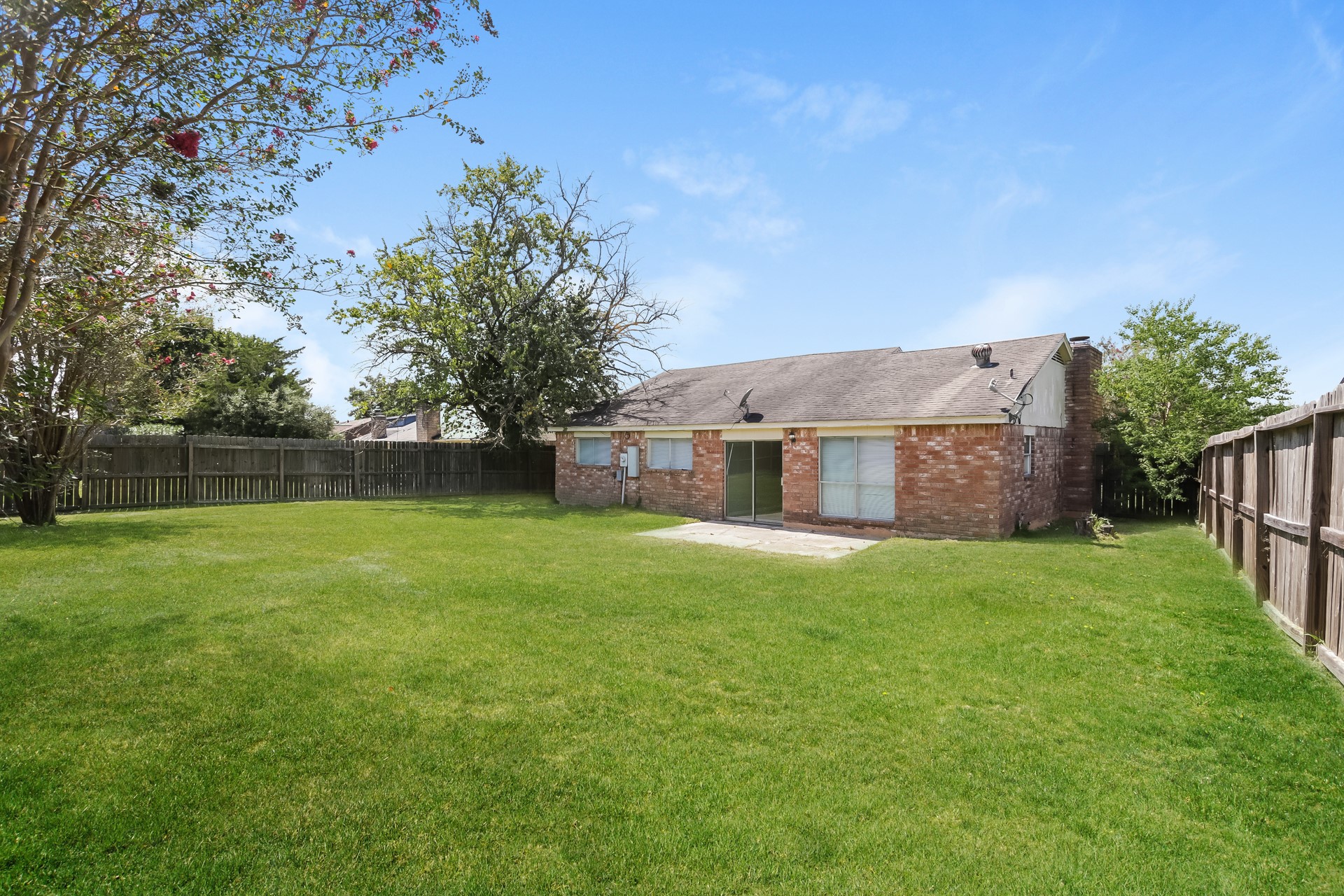 13361 Lake Breeze Lane Property Photo 14