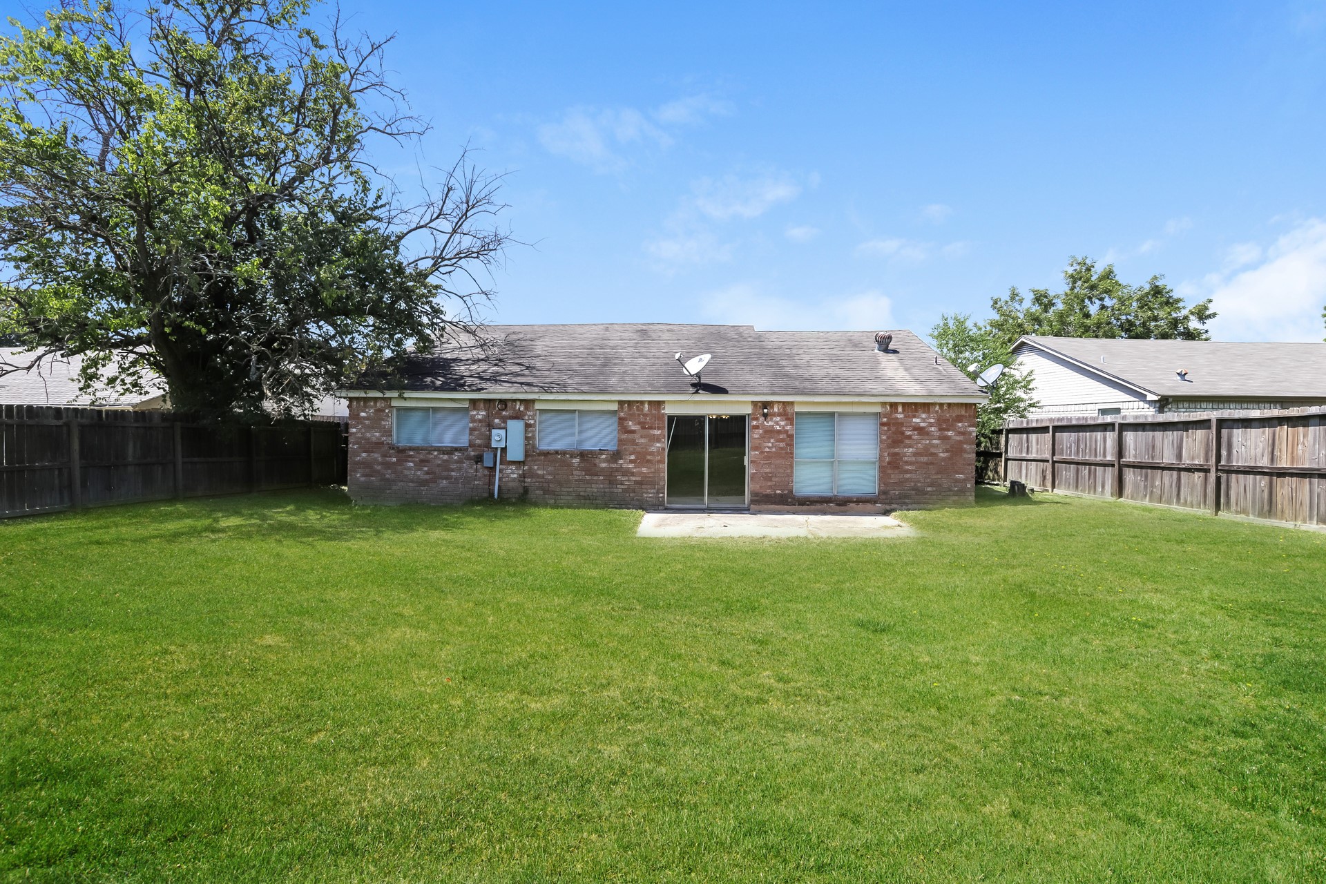 13361 Lake Breeze Lane Property Photo 15