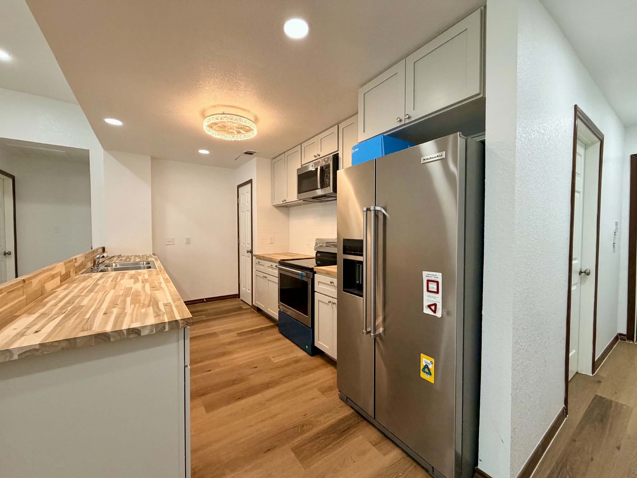 10715 Carvel Lane Property Photo 10