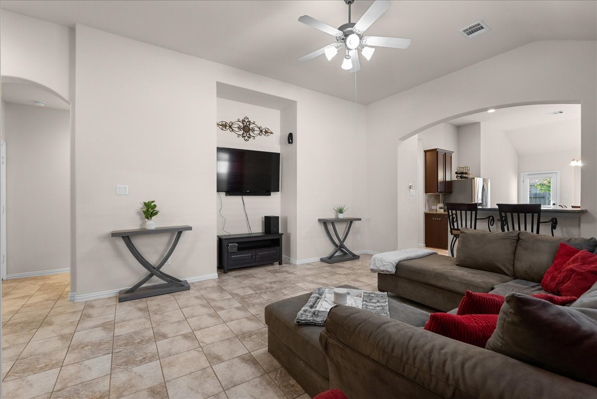 12638 Pirate Bend Drive Property Photo 10