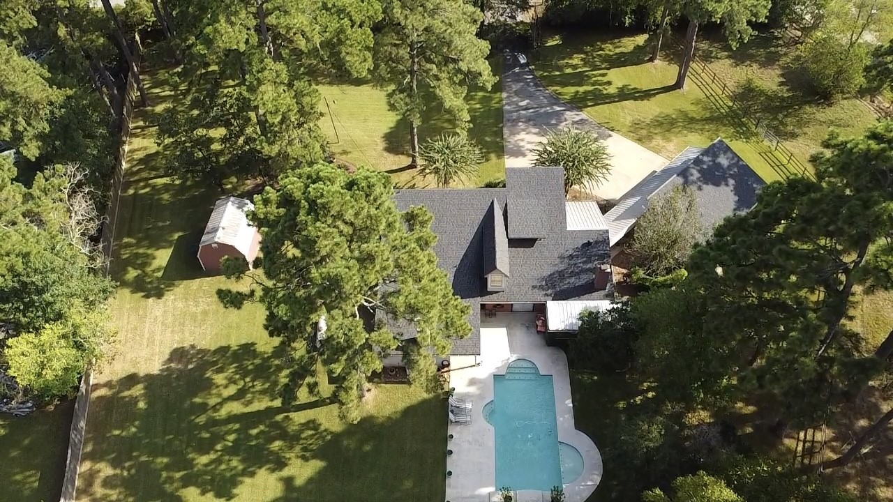 1300 Smith Road Property Photo 4