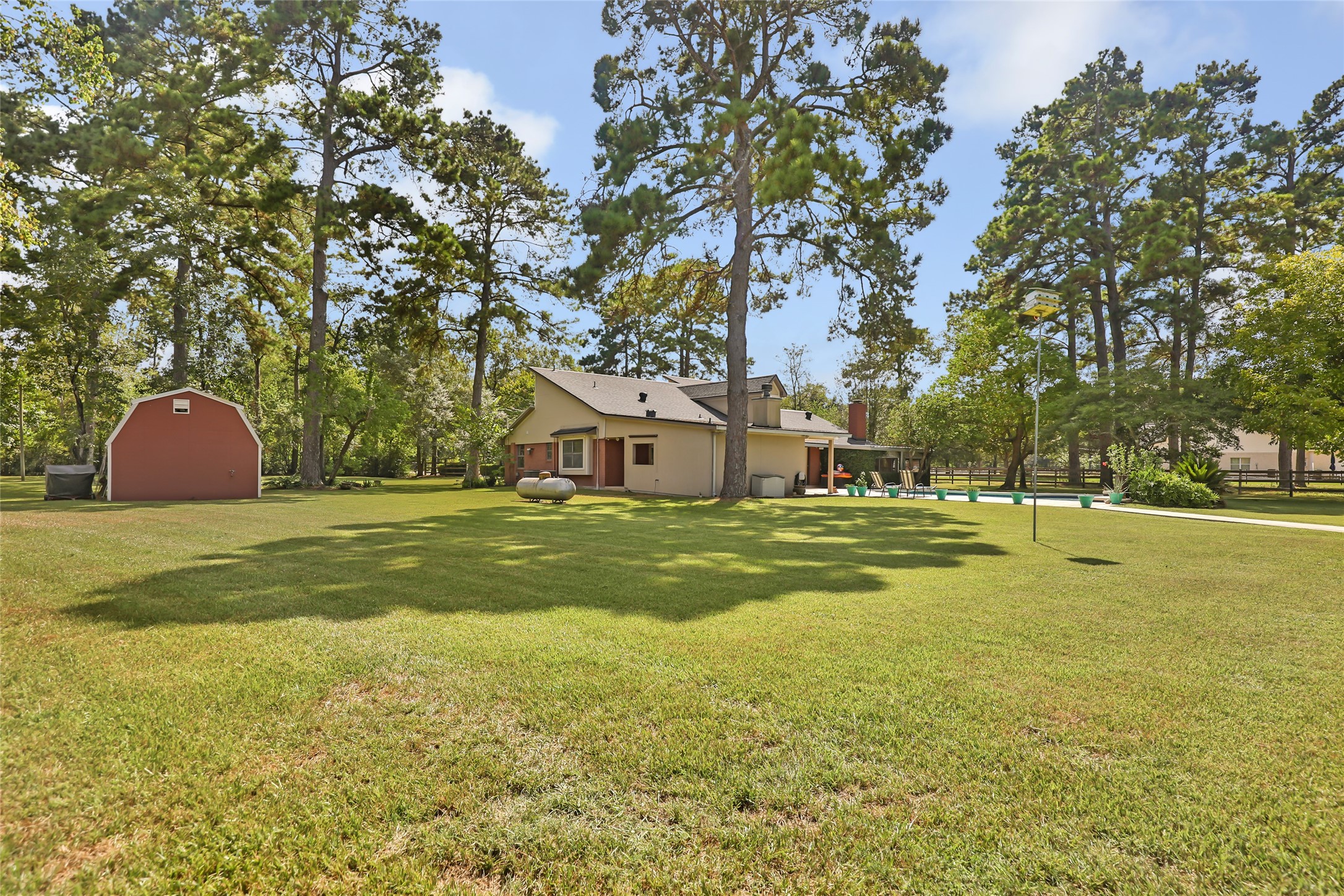 1300 Smith Road Property Photo 15