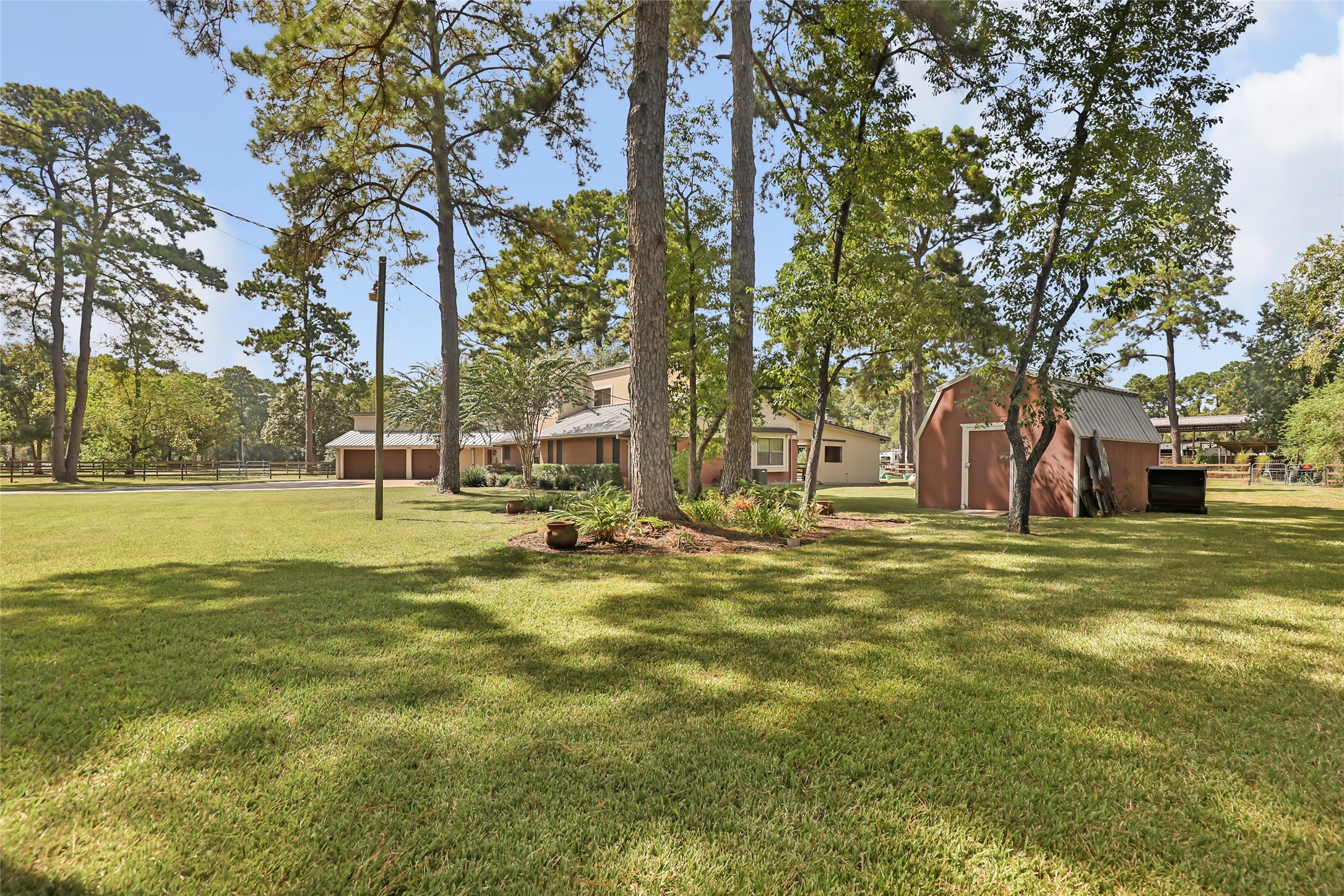 1300 Smith Road Property Photo 16