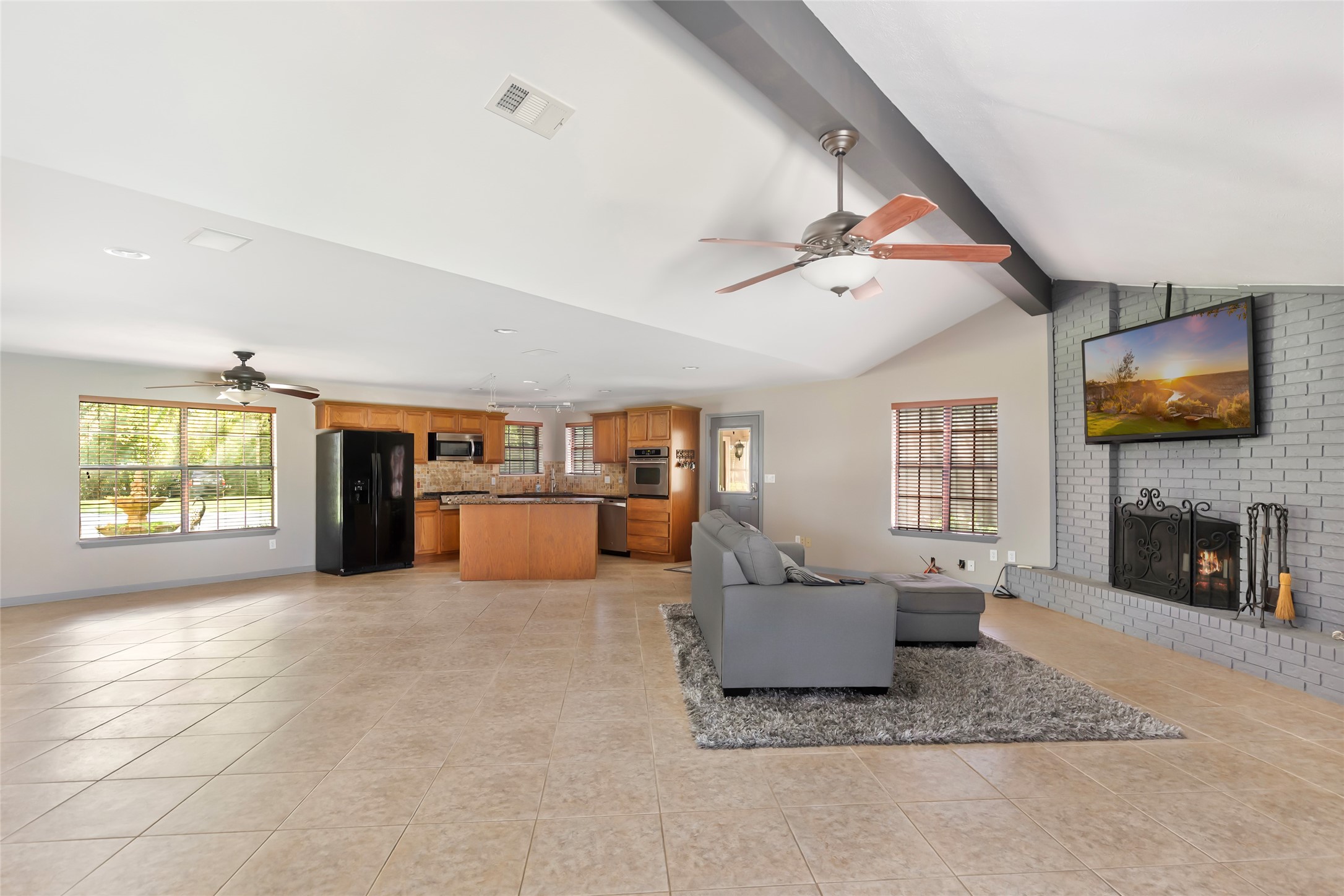 1300 Smith Road Property Photo 18