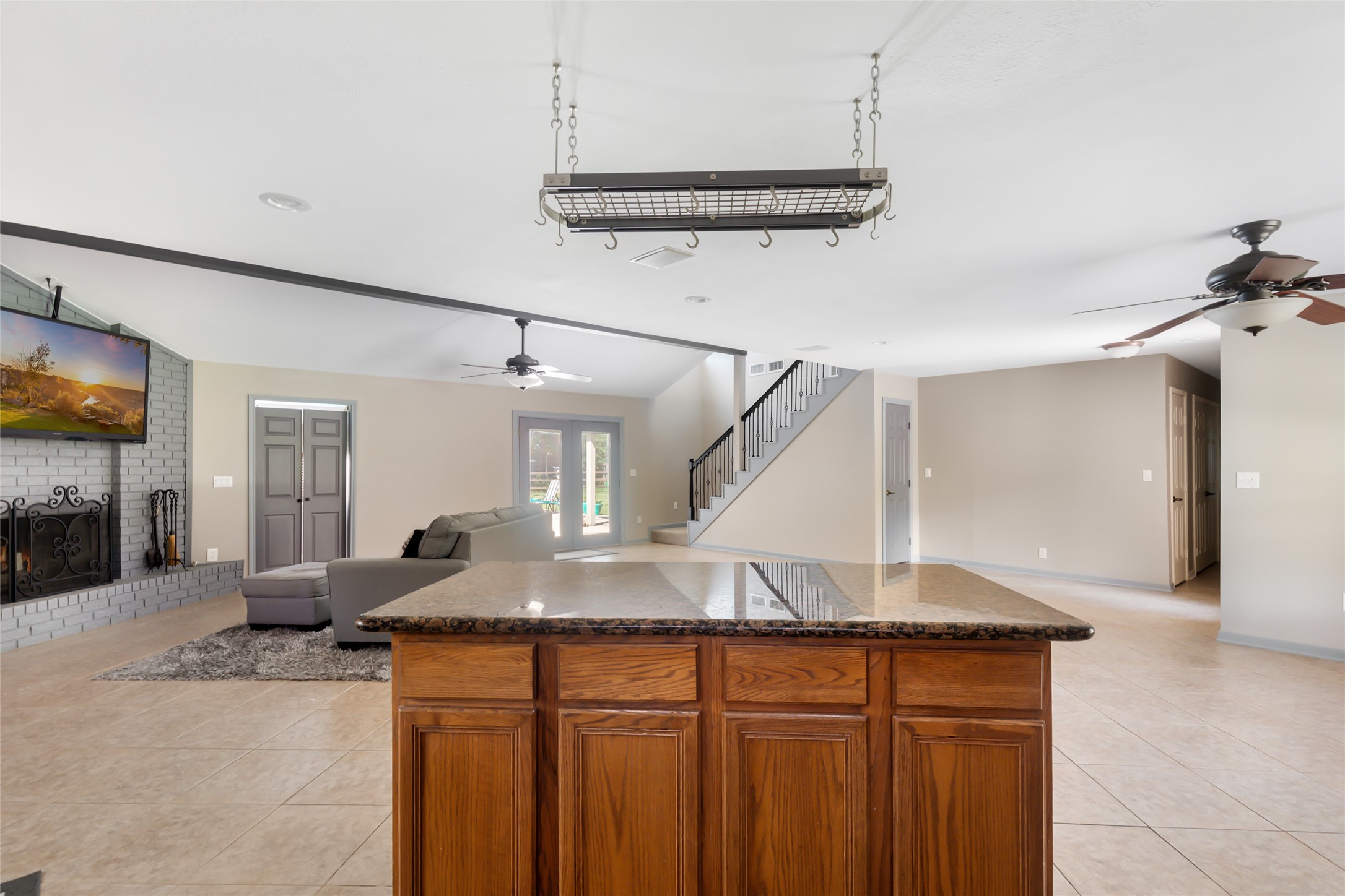 1300 Smith Road Property Photo 23