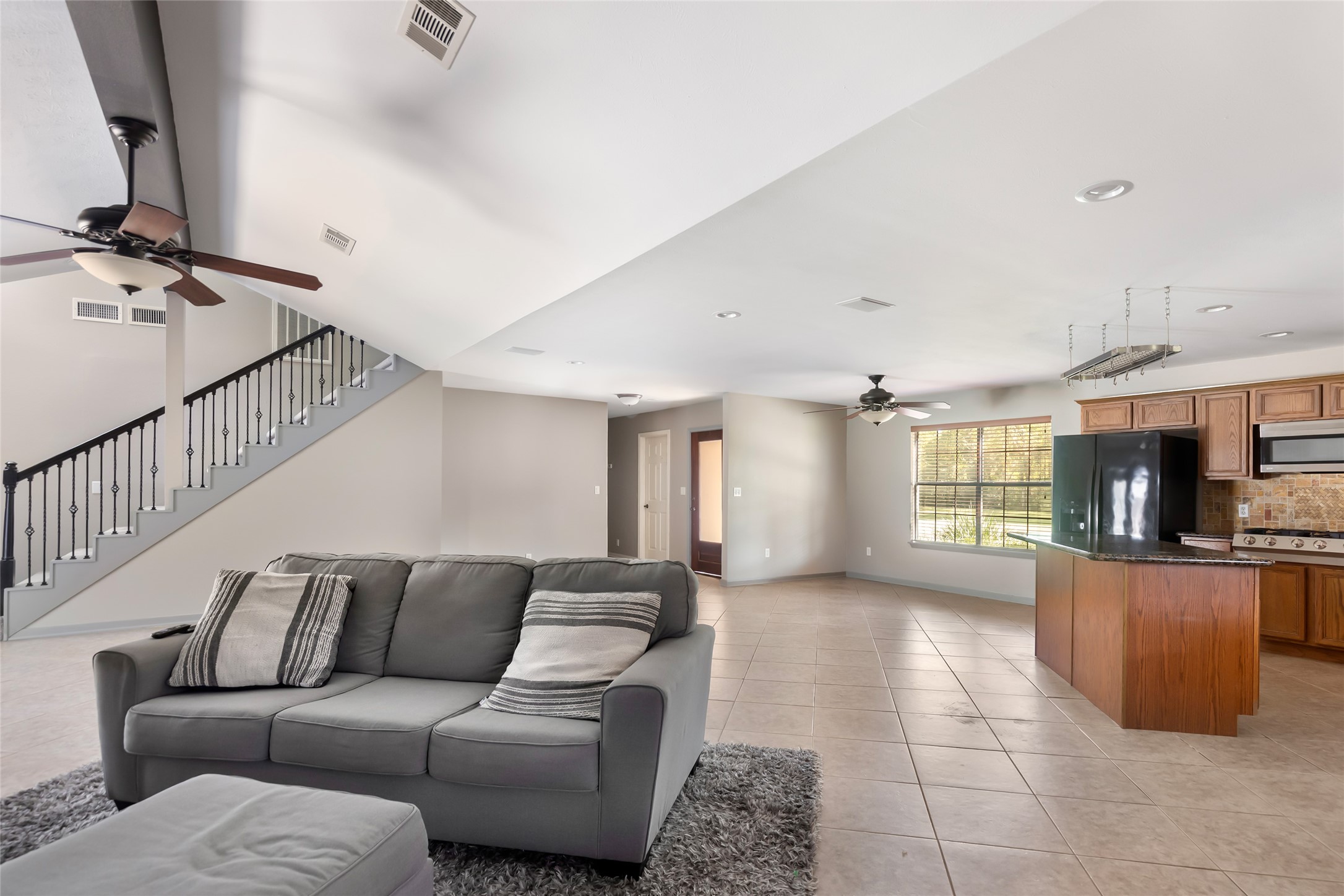 1300 Smith Road Property Photo 25