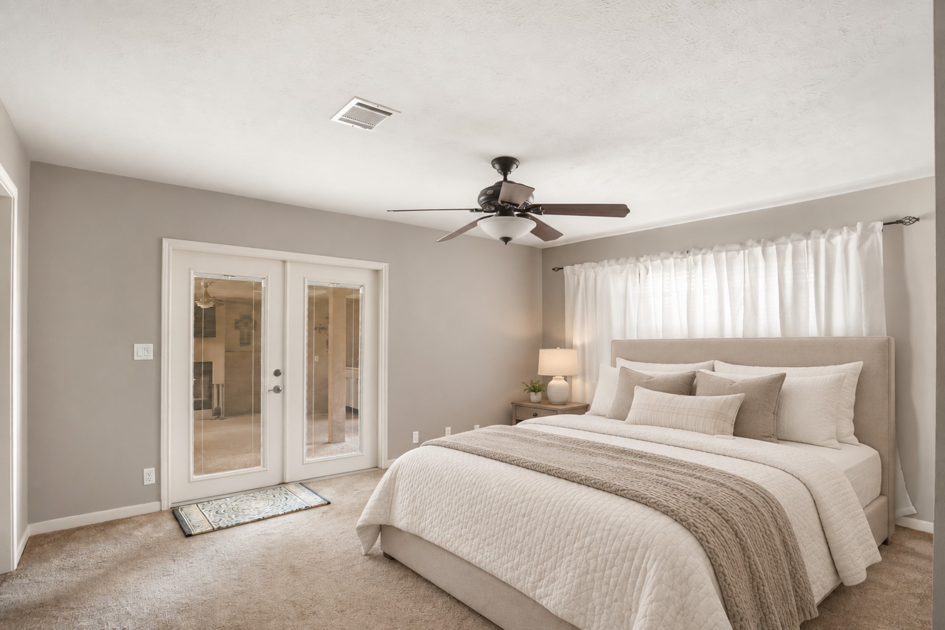 1300 Smith Road Property Photo 33