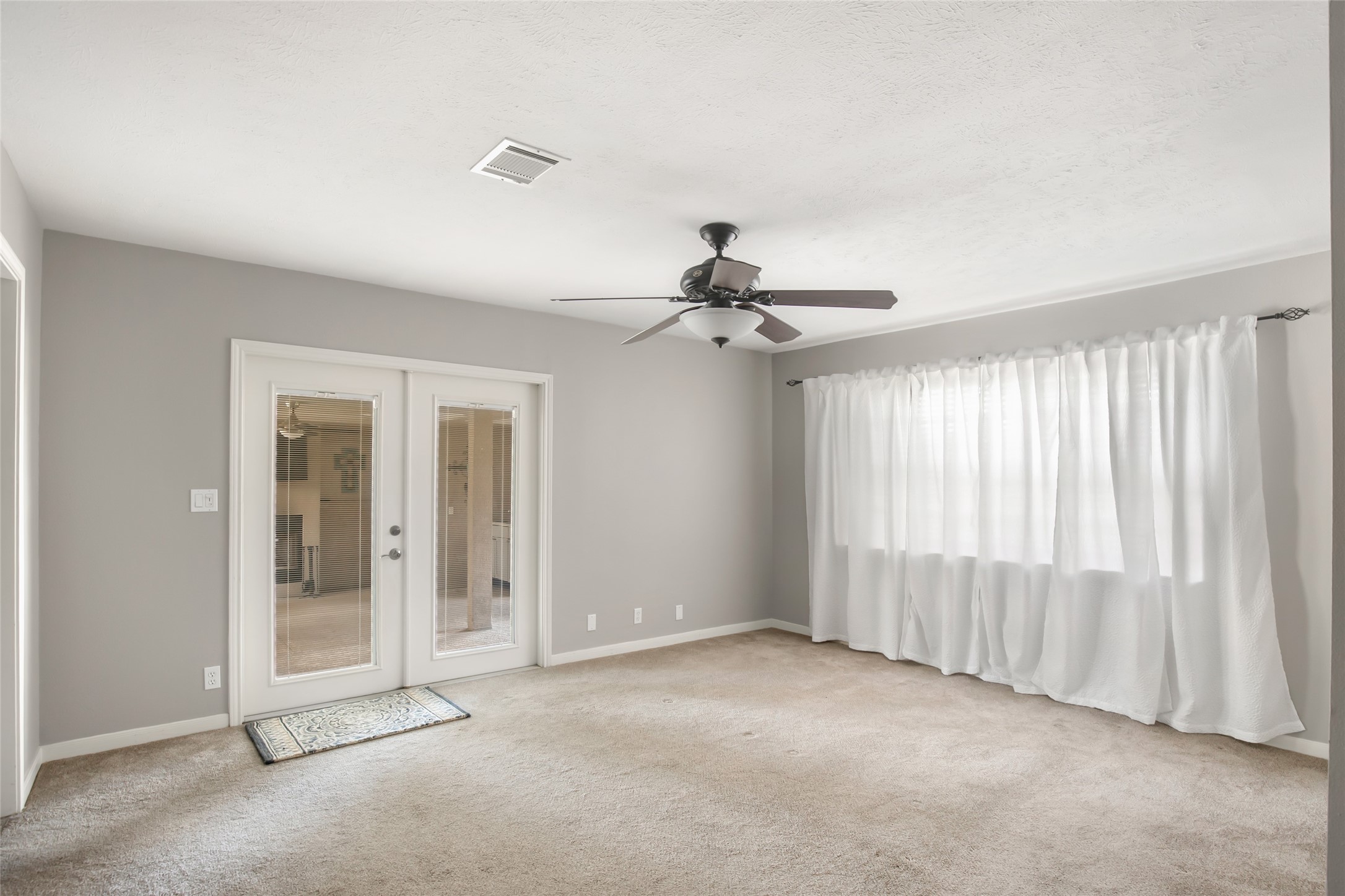 1300 Smith Road Property Photo 34