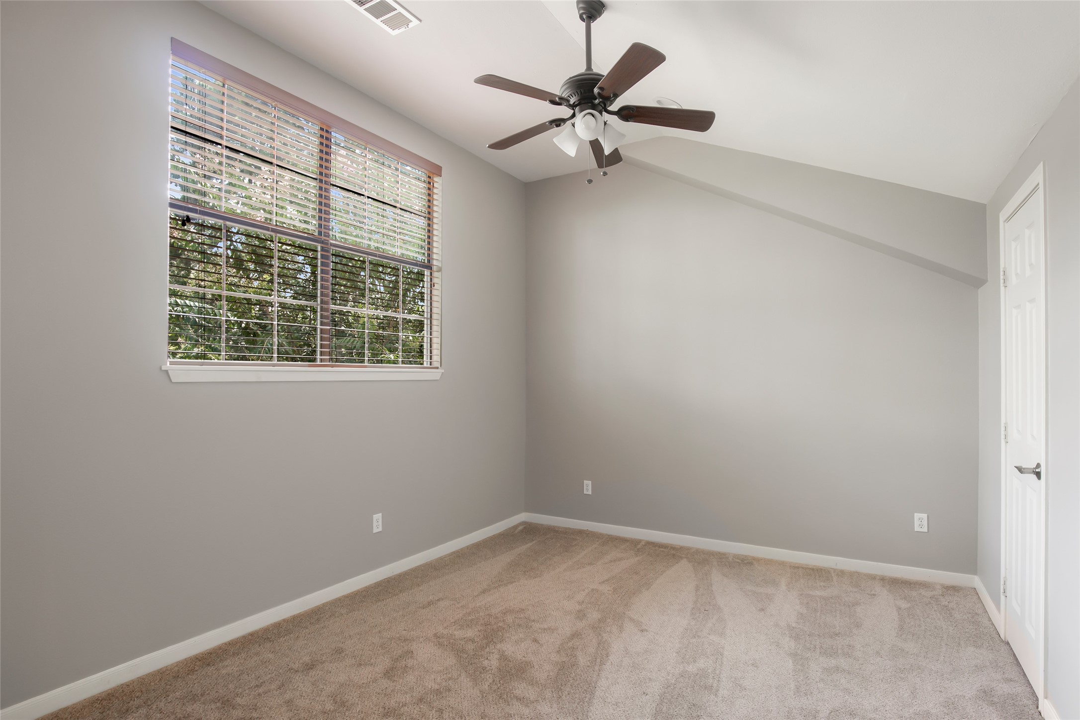 1300 Smith Road Property Photo 42
