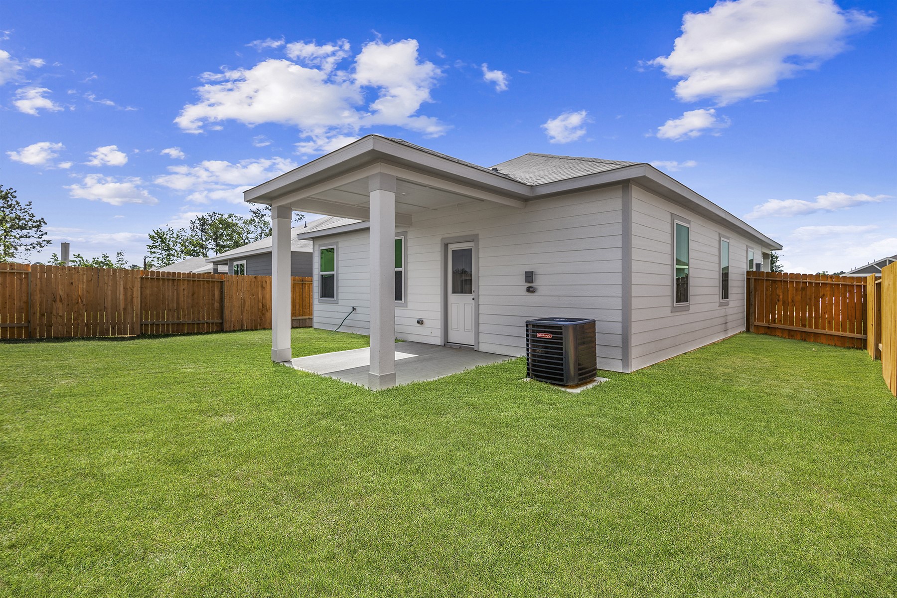 15511 Caramel Springs Drive Property Photo 2