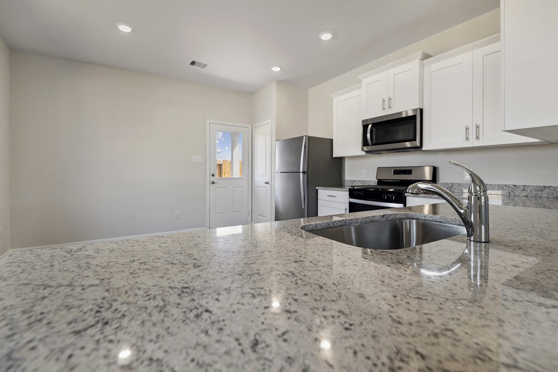15511 Caramel Springs Drive Property Photo 9