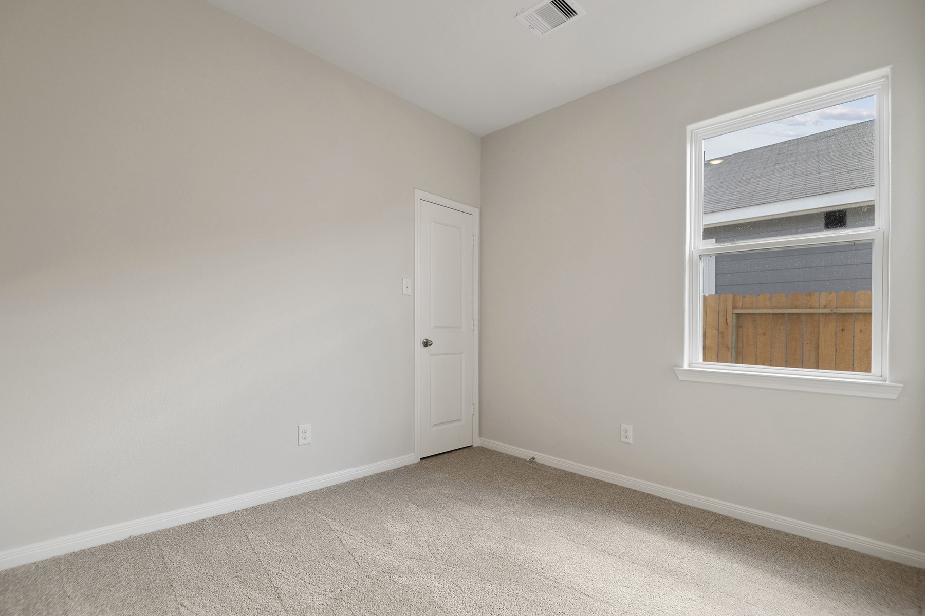 15511 Caramel Springs Drive Property Photo 13