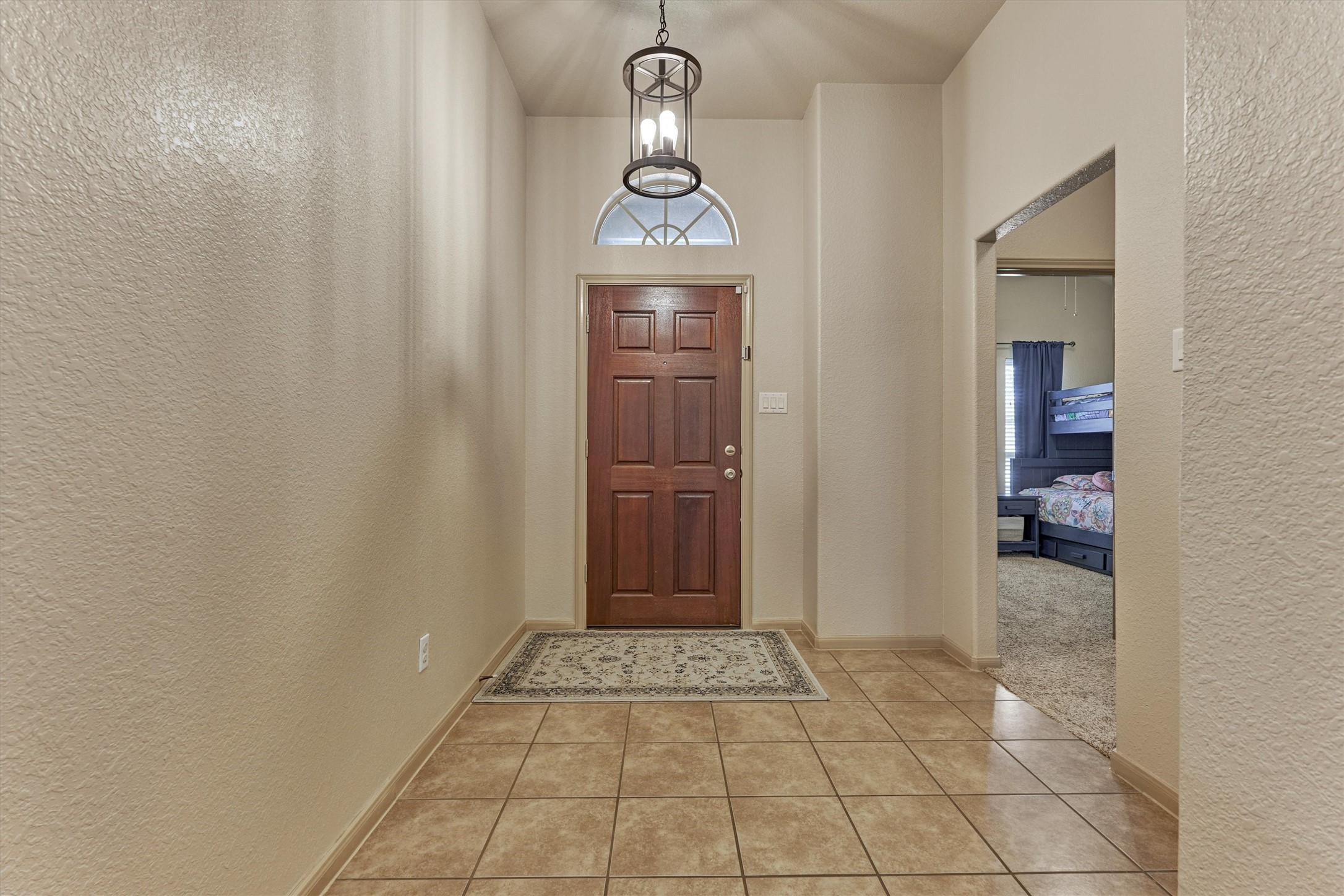 8707 Auburn Mane Drive Property Photo 8
