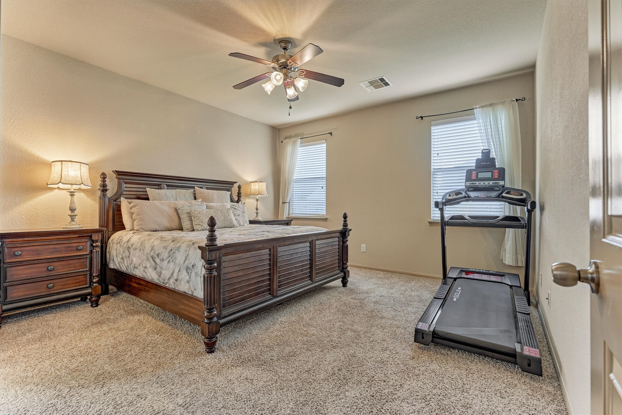 8707 Auburn Mane Drive Property Photo 29