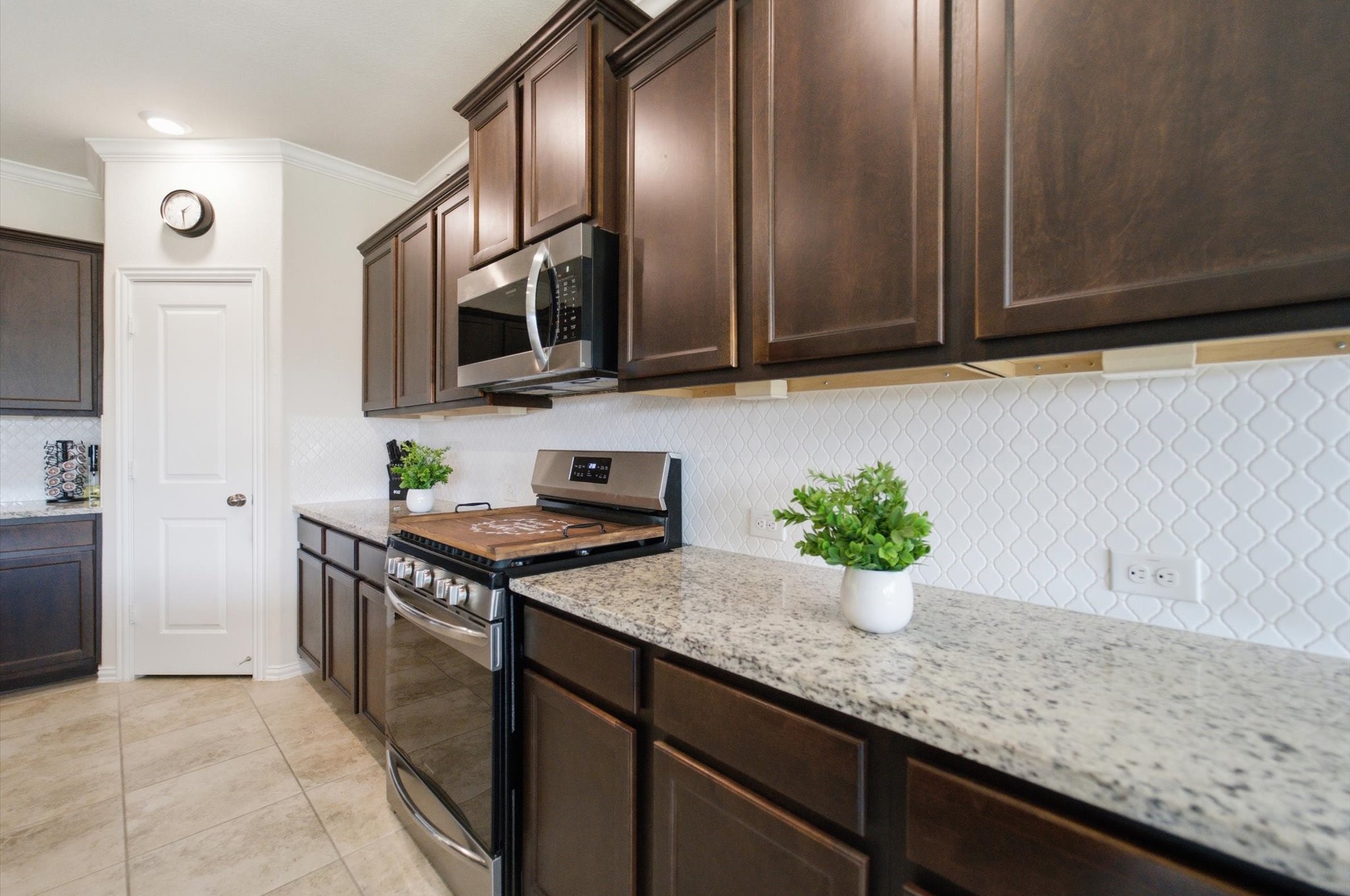 1615 Bayou Bend Ln Property Photo 17
