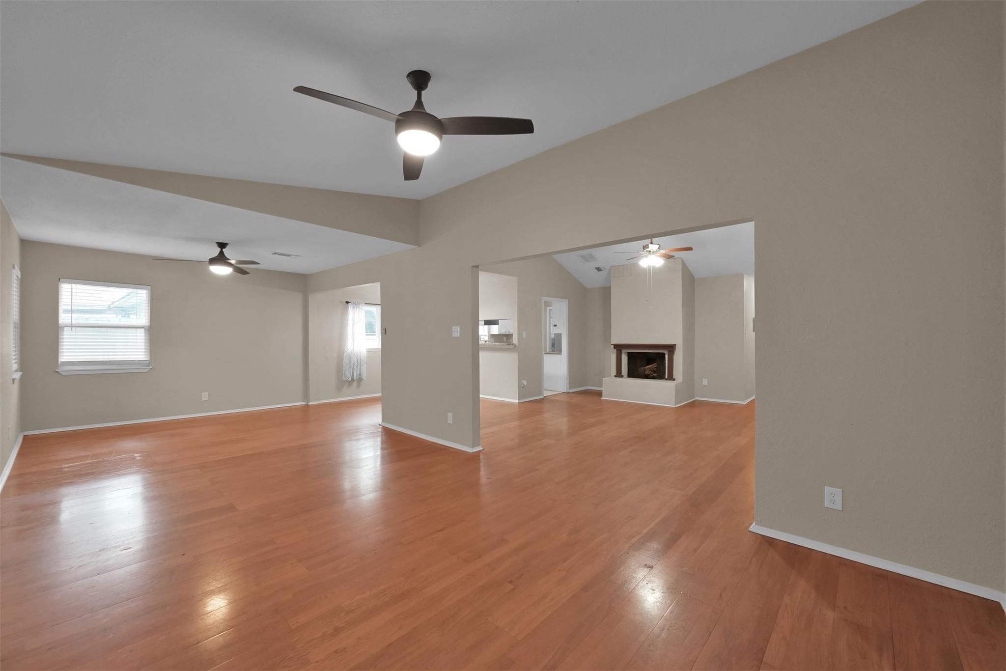 16858 Gleneagle Drive N Property Photo 13