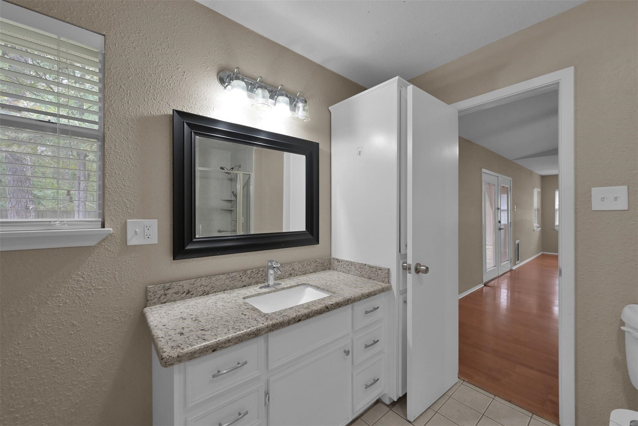 16858 Gleneagle Drive N Property Photo 15