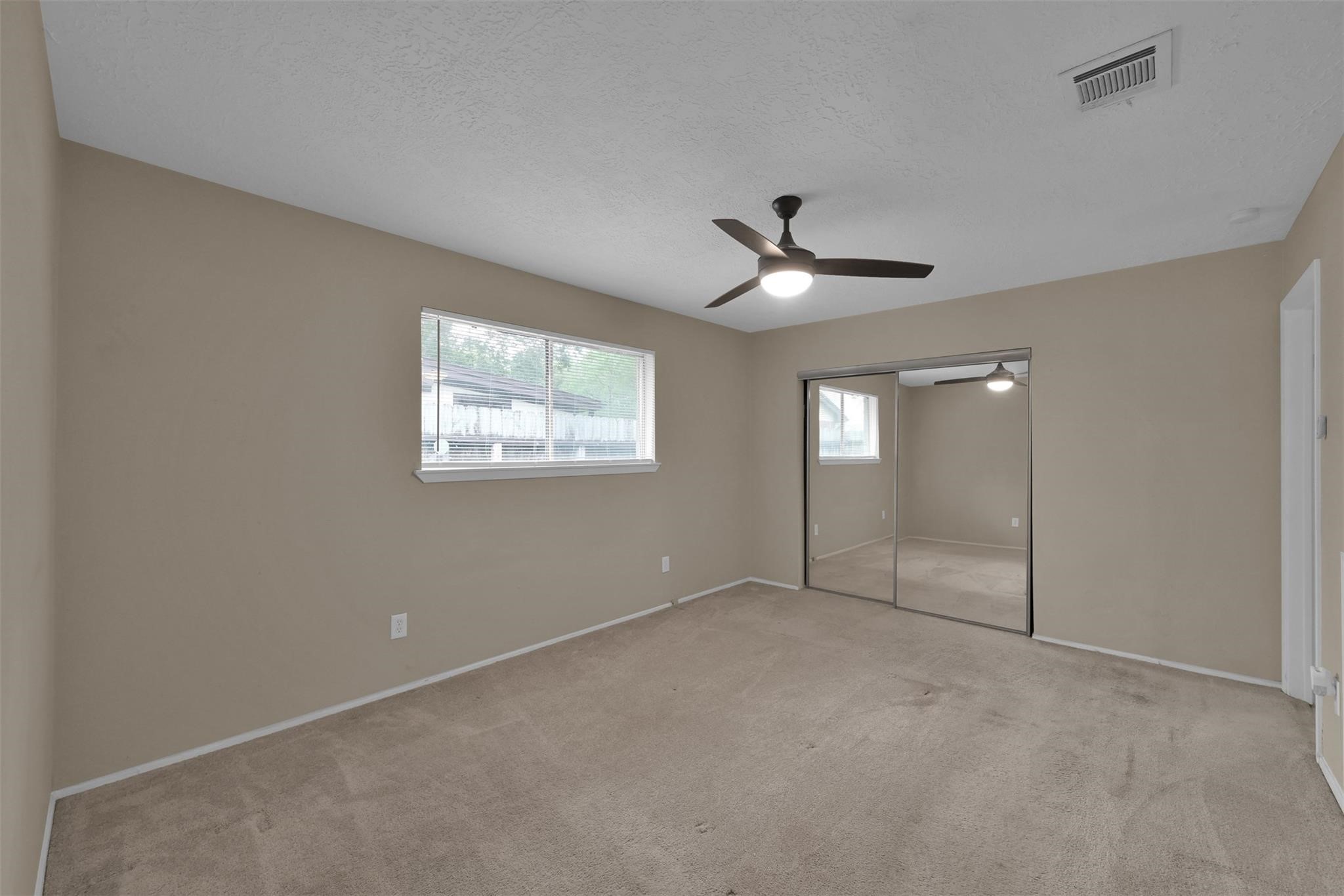 16858 Gleneagle Drive N Property Photo 17