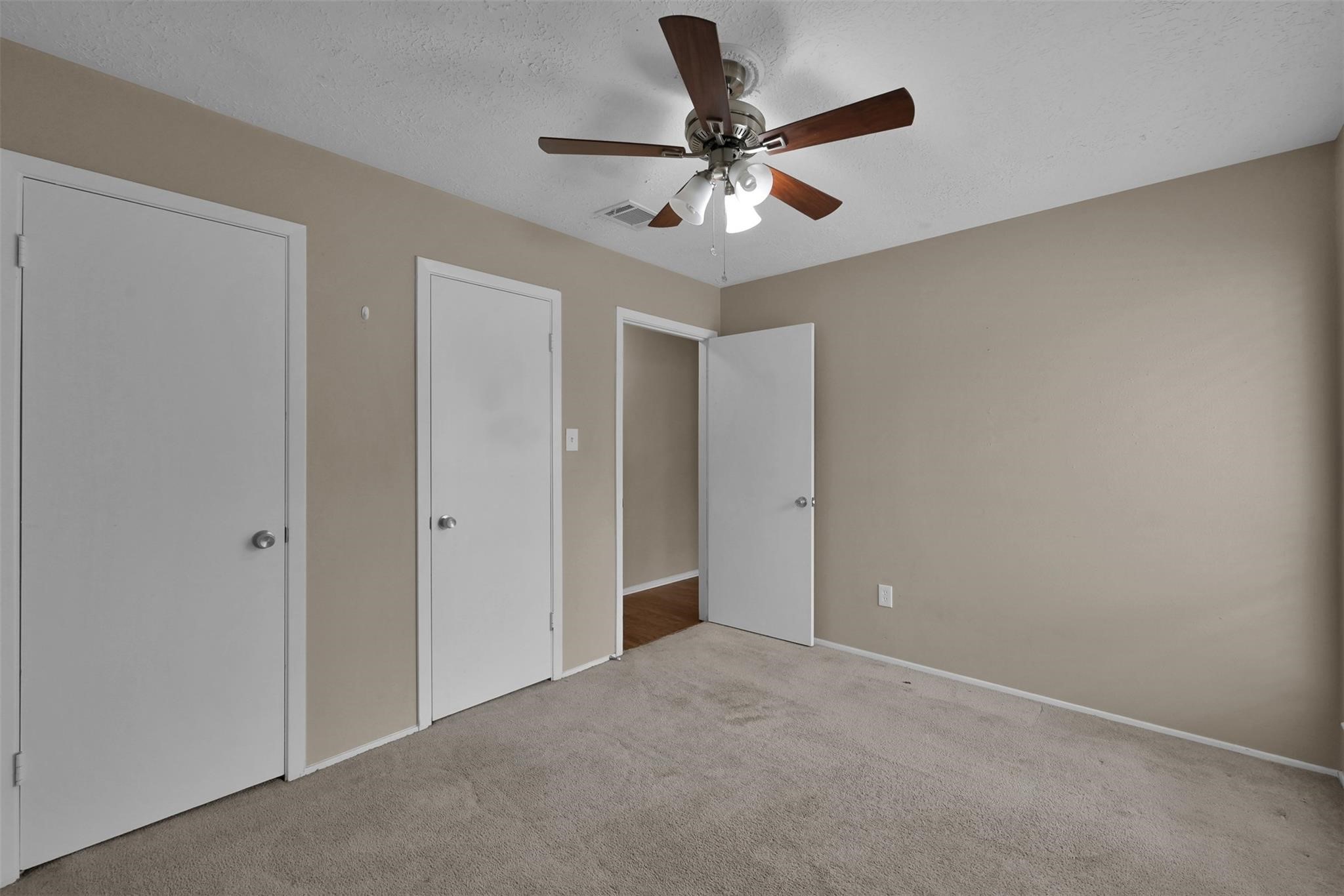 16858 Gleneagle Drive N Property Photo 23
