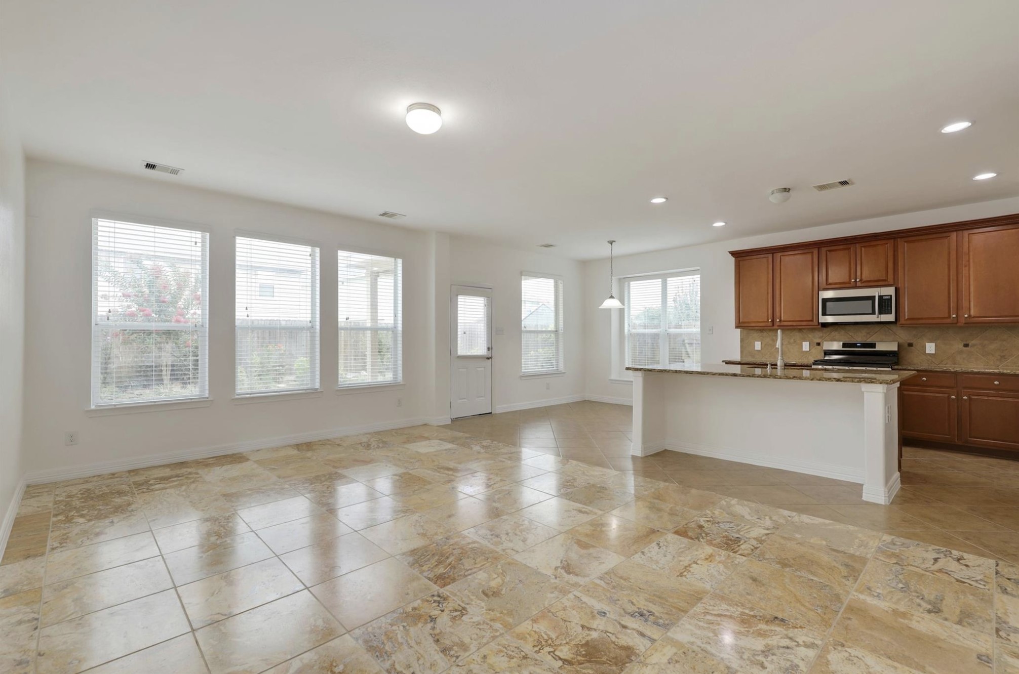 2110 Mateo Park Drive Property Photo 4