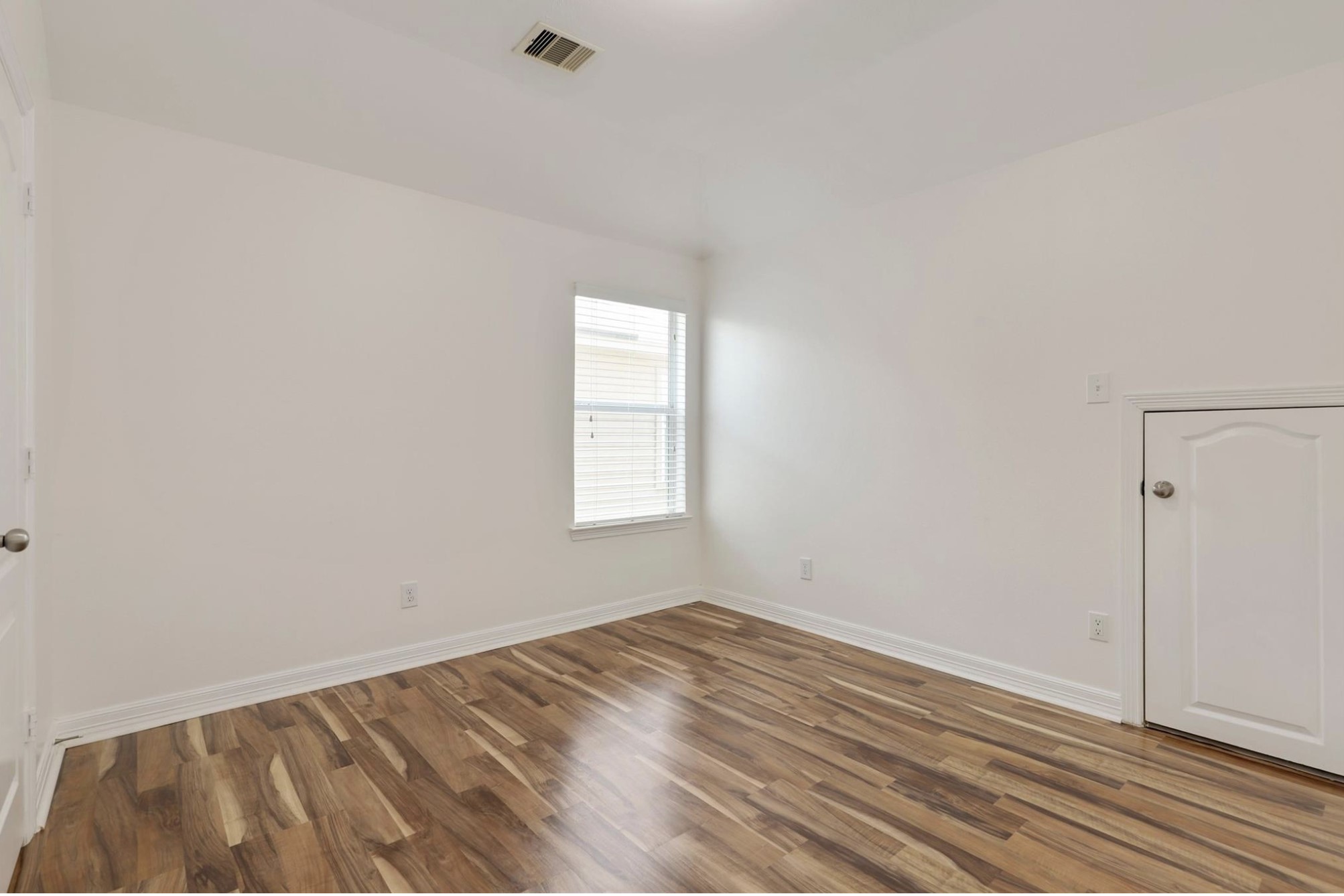2110 Mateo Park Drive Property Photo 21
