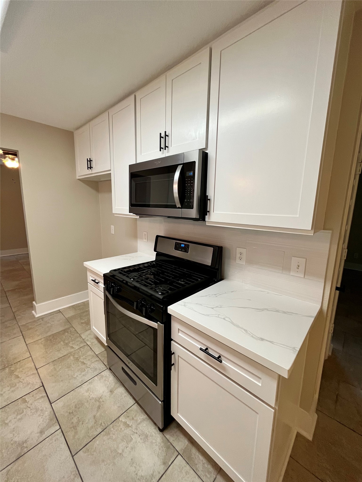 3951 Town Park Lane Property Photo 8