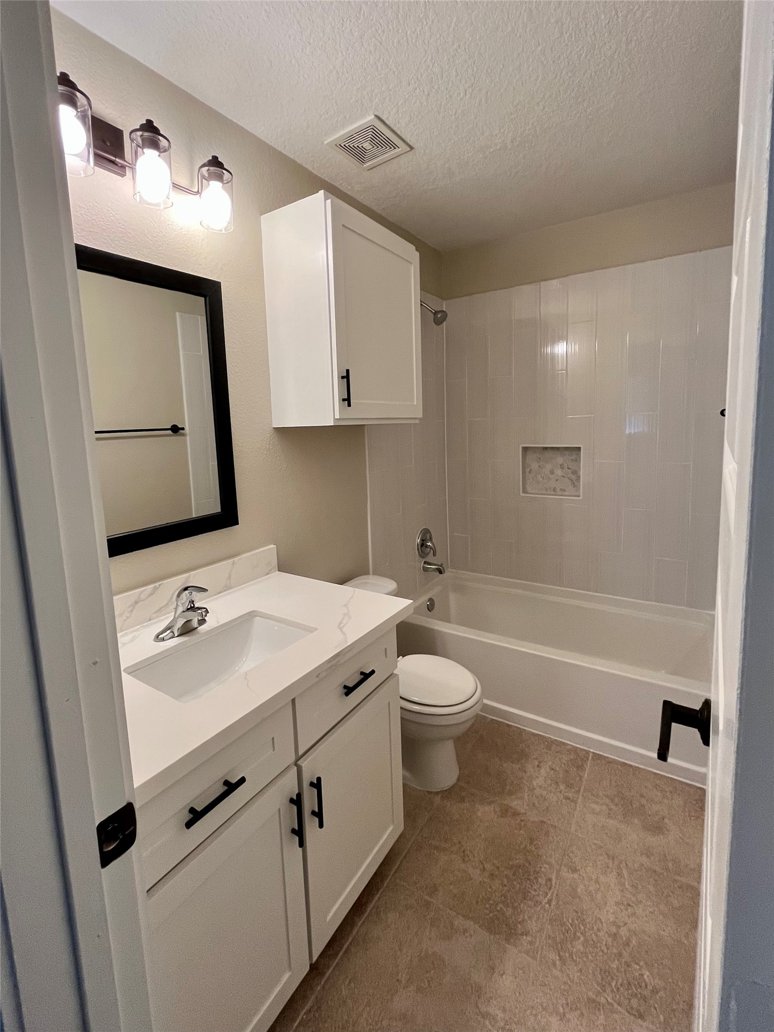 3951 Town Park Lane Property Photo 16