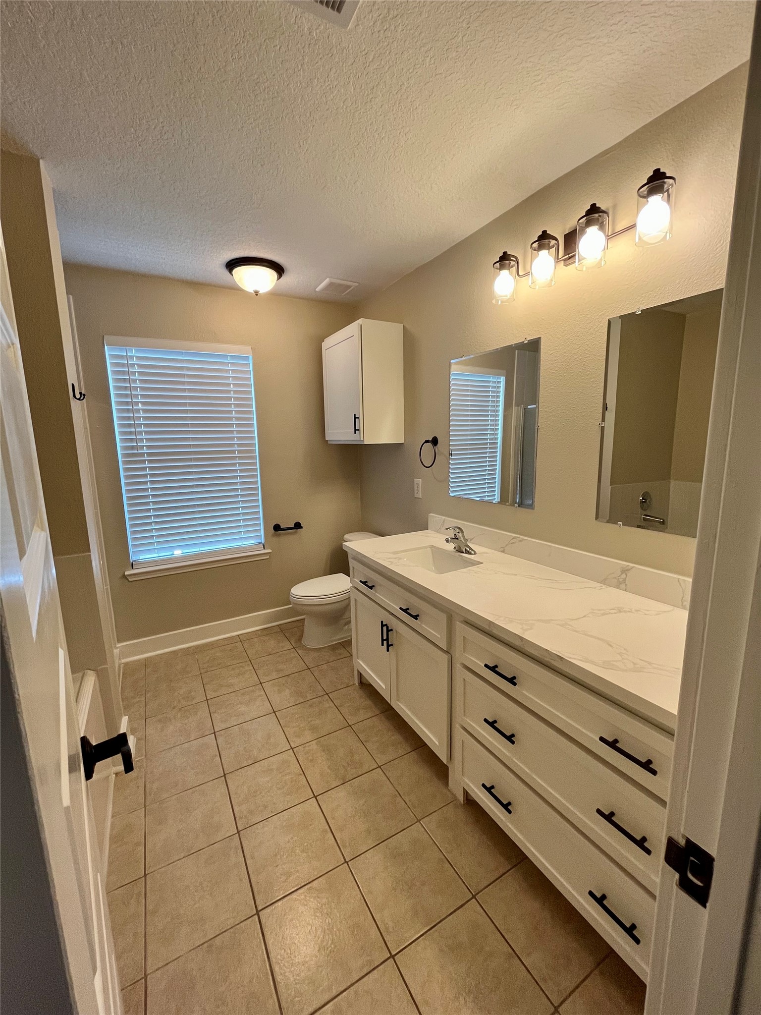 3951 Town Park Lane Property Photo 21