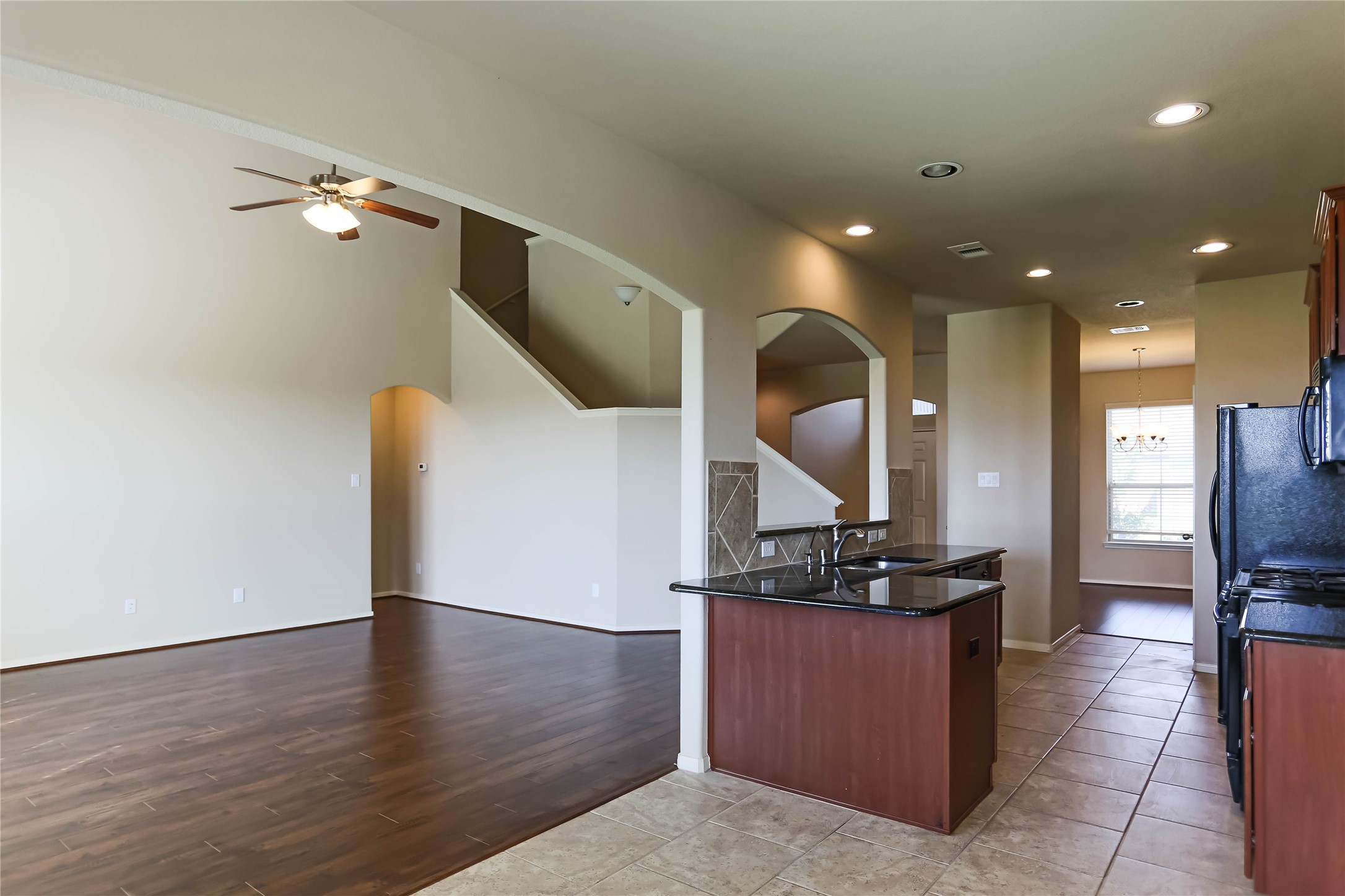 3443 Arrowhead Bay Lane Property Photo 3