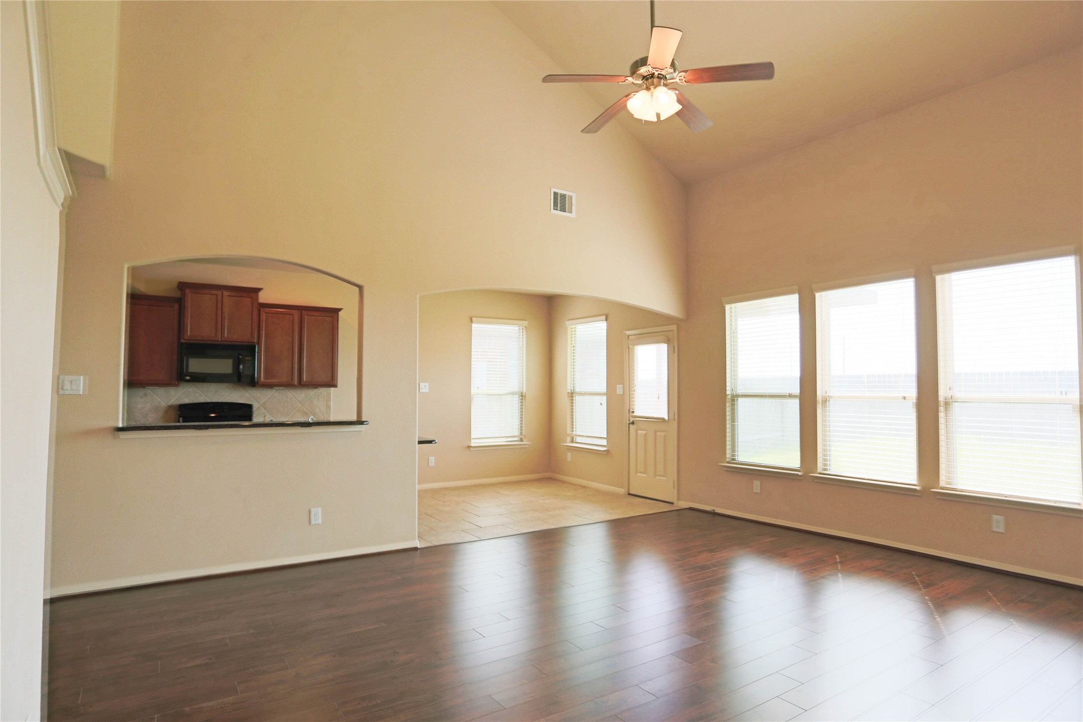 3443 Arrowhead Bay Lane Property Photo 8