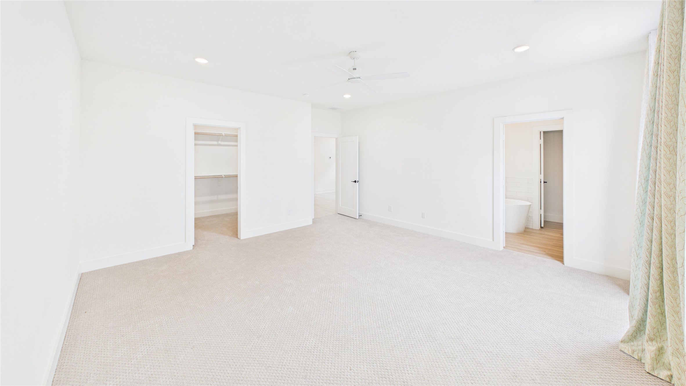 9609 Valeca Drive Property Photo 18