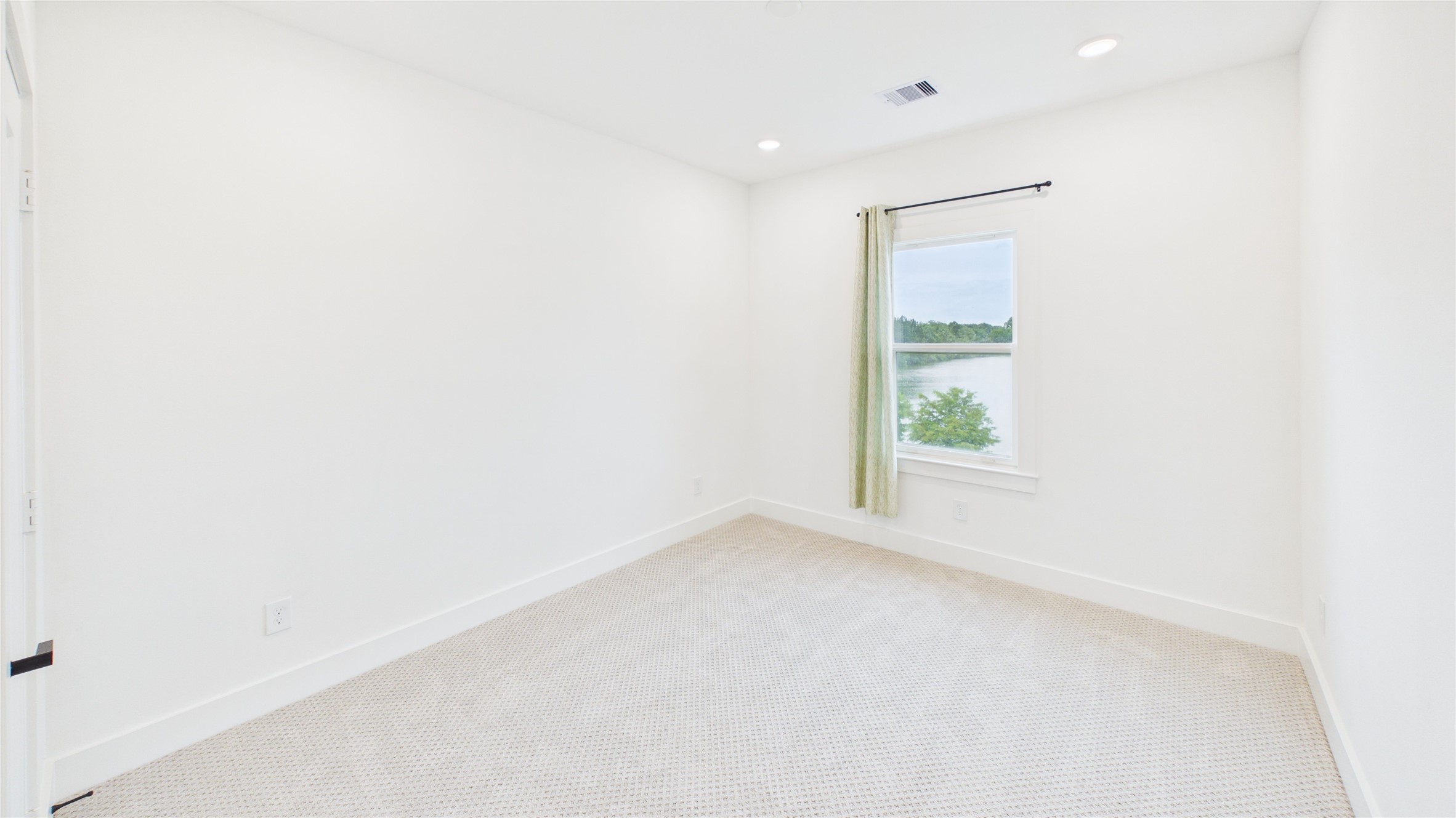 9609 Valeca Drive Property Photo 26