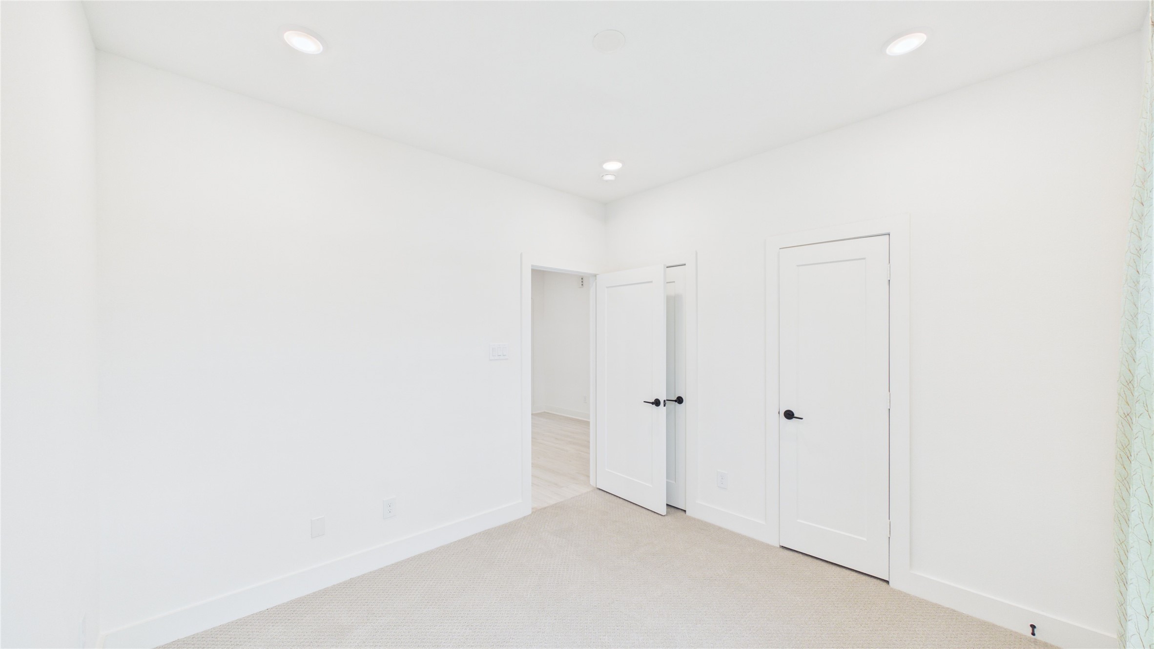 9609 Valeca Drive Property Photo 27