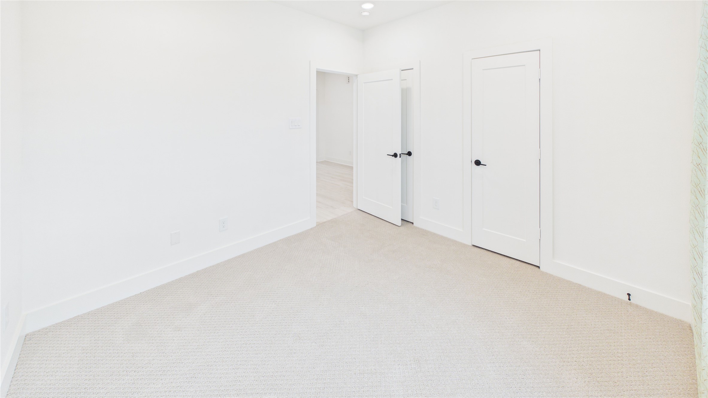 9609 Valeca Drive Property Photo 29