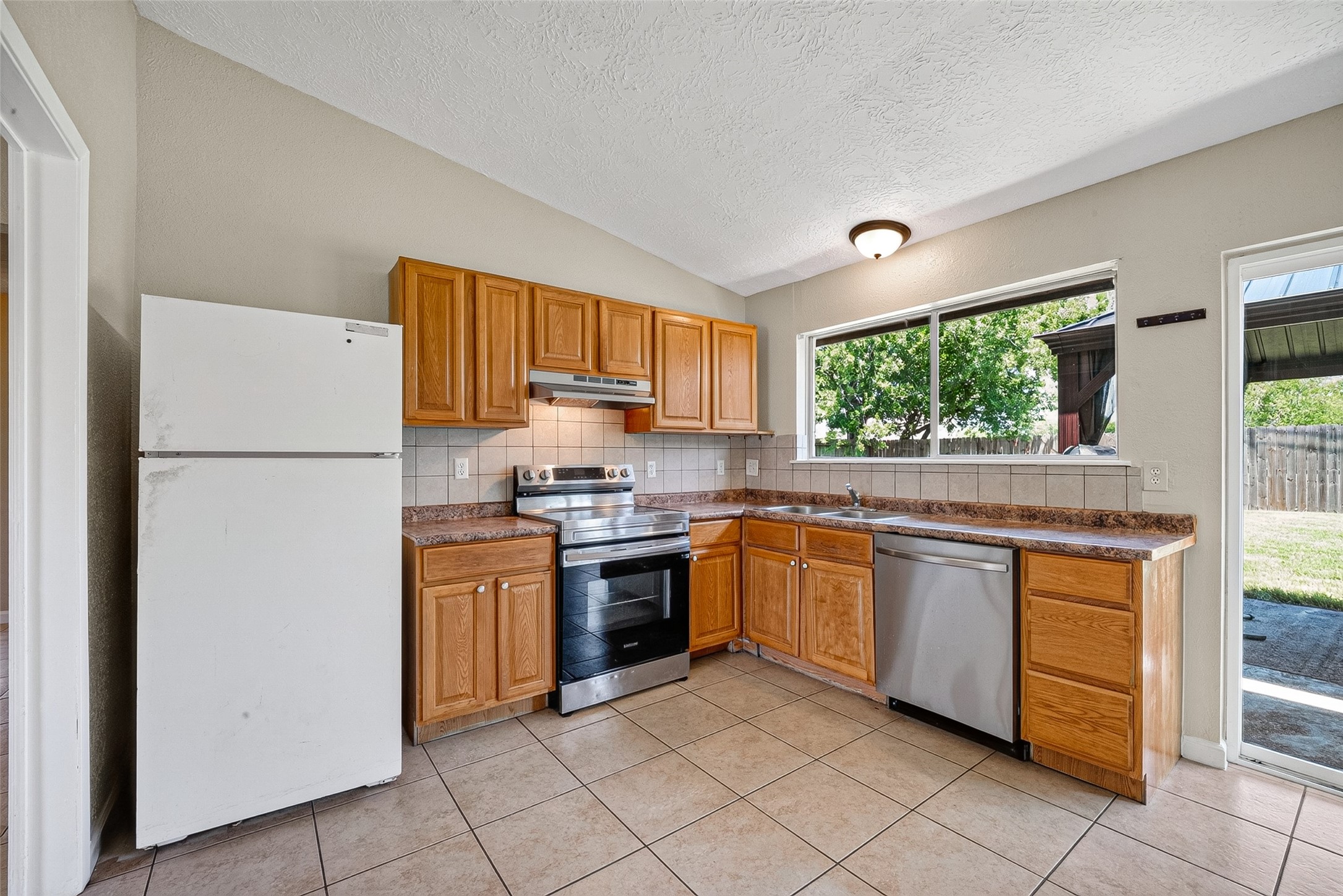 3307 Fern Rock Drive Property Photo 19